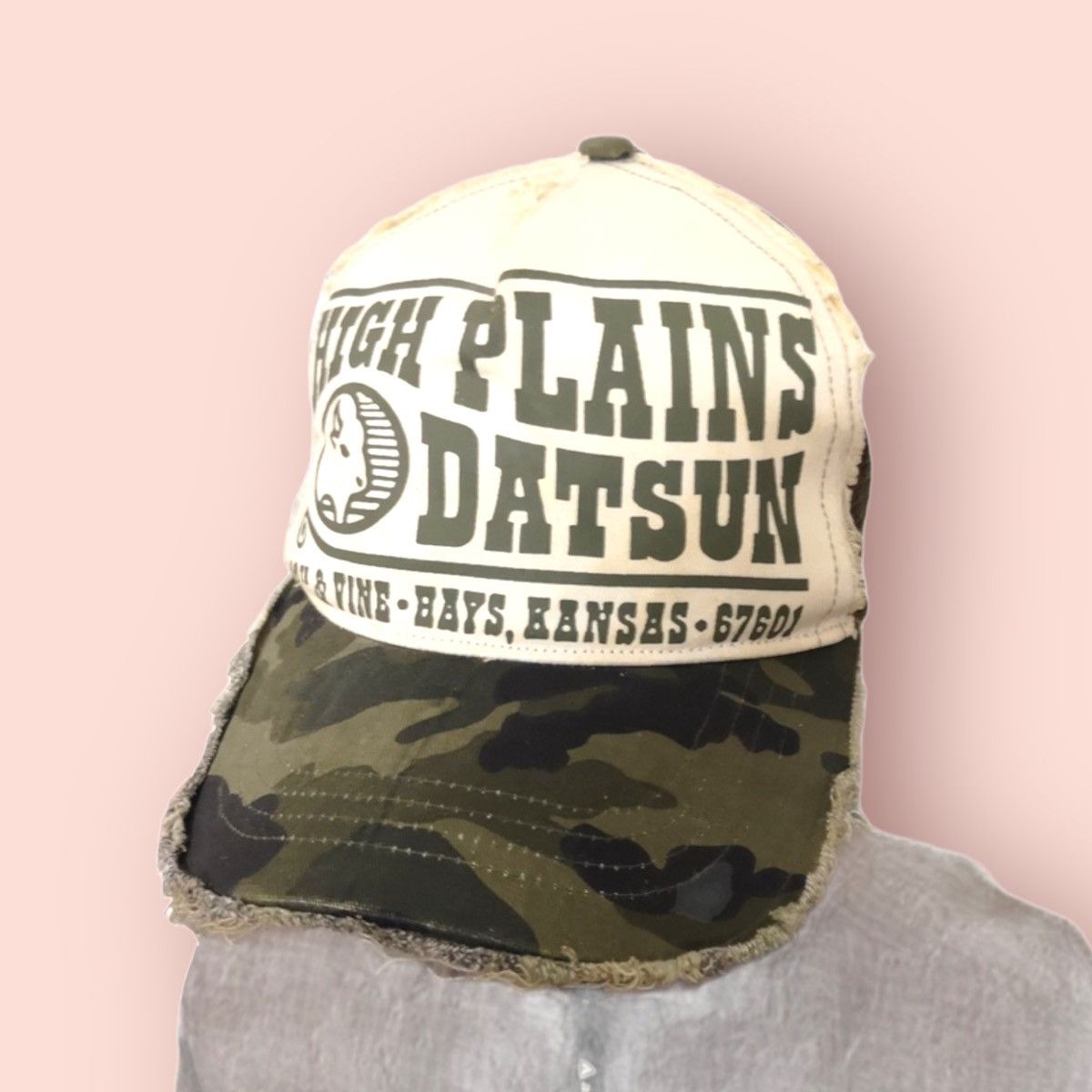 Japanese Brand BASIQUENTI DISTRESSED CAMO TRUCKER SNAPBACK Size ONE SIZE - 5 Thumbnail