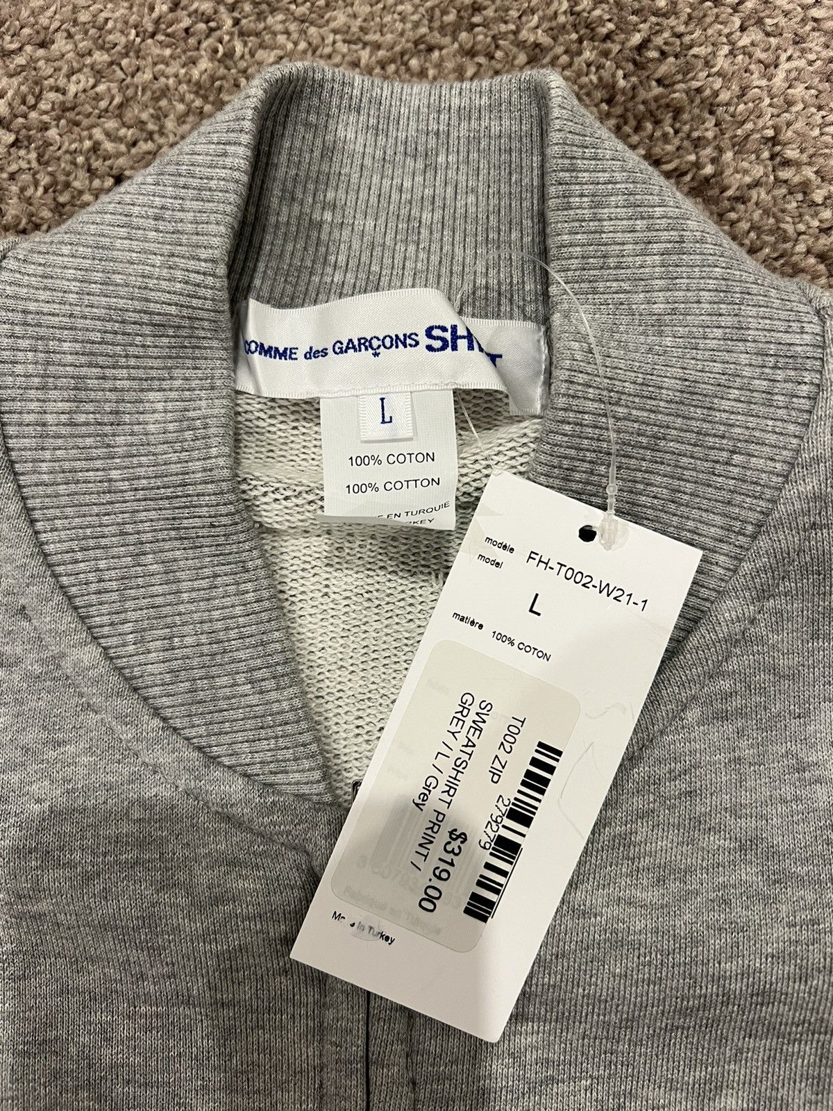 Comme des Garcons × Kaws Brand new Comme des garçons X kaws zip sweatshirt print L Size US L / EU 52-54 / 3 - 3 Thumbnail