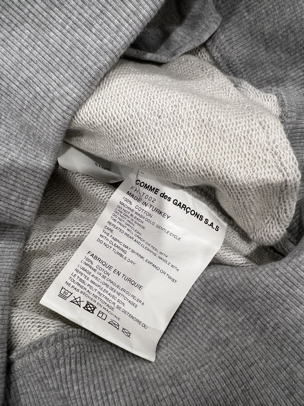Comme des Garcons × Kaws Brand new Comme des garçons X kaws zip sweatshirt print L Size US L / EU 52-54 / 3 - 5 Thumbnail