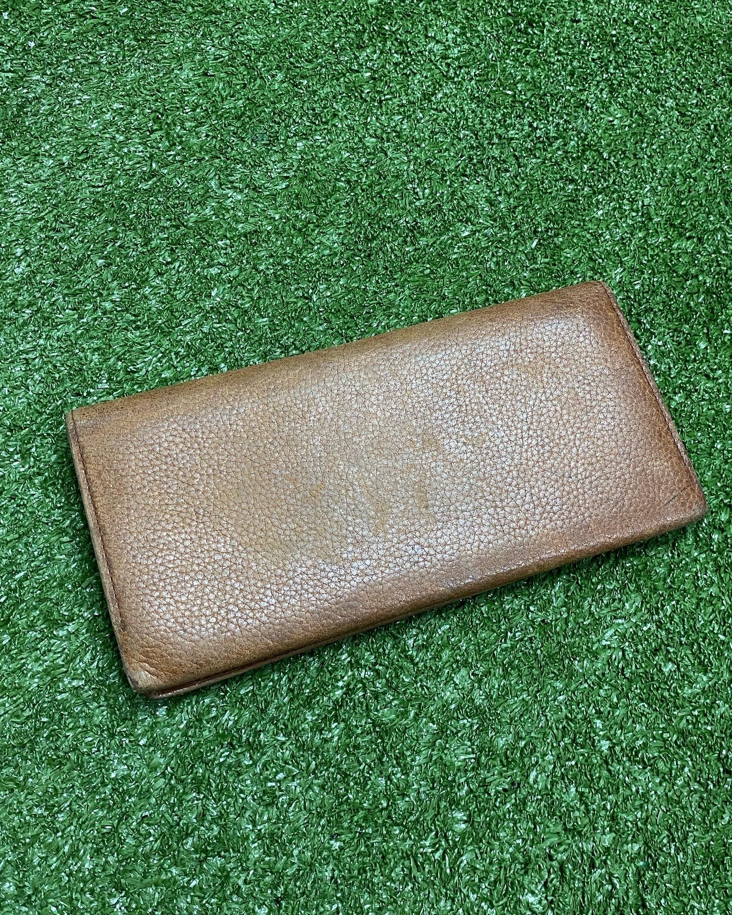 Burberry × Vintage 🚨Vintage Burberry leather bi fold long wallet Size ONE SIZE - 2 Thumbnail