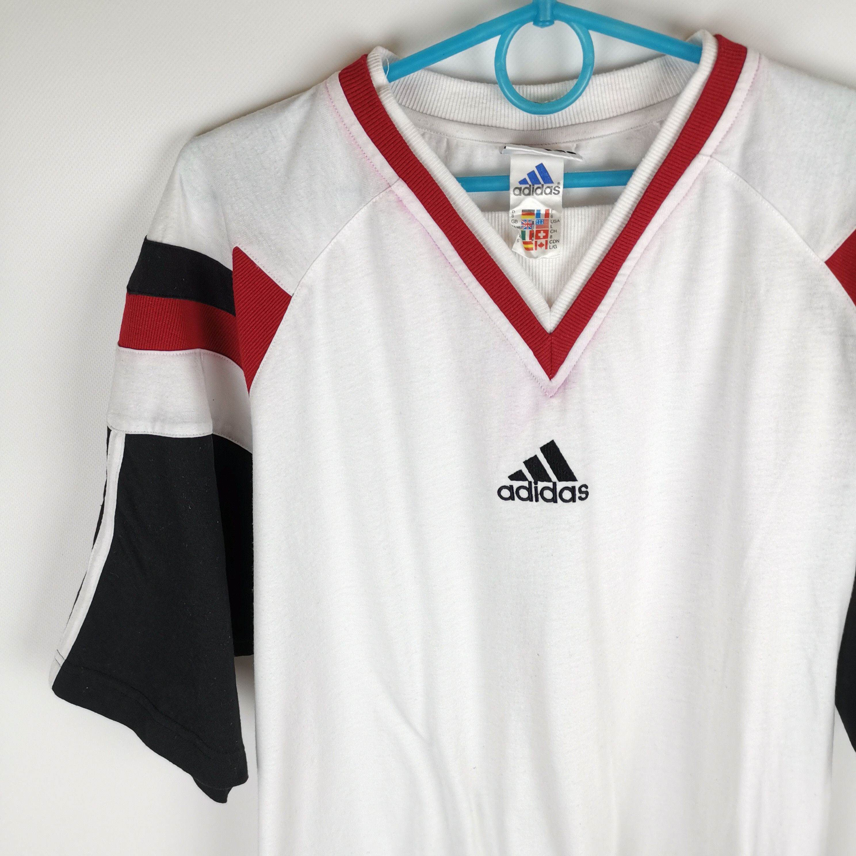 Adidas Vintage Adidas 90s Centr logo tee shirt Size US L / EU 52-54 / 3 - 5 Thumbnail