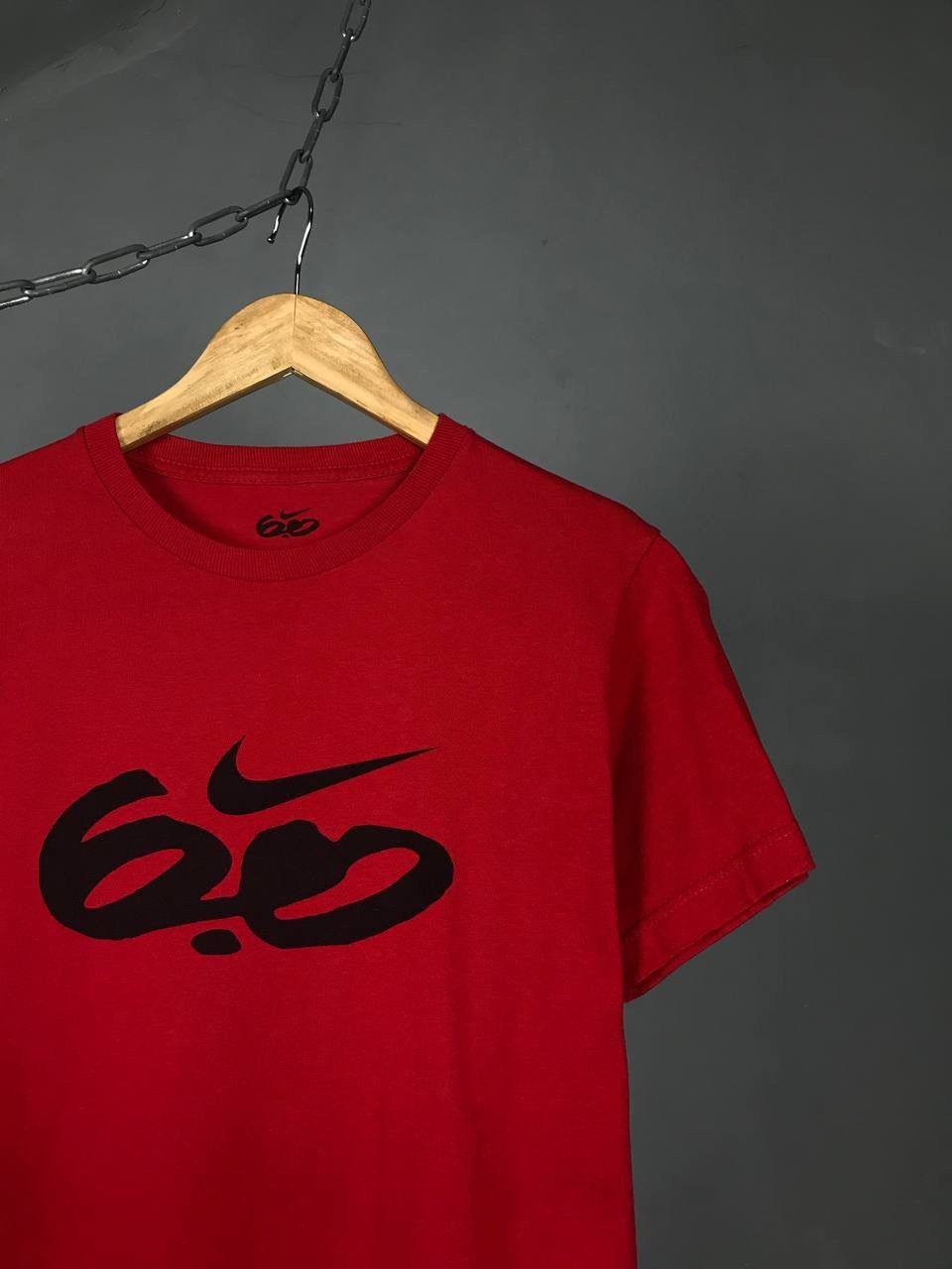 Vintage Nike swoosh streetwear vintage overprinted center logo tee Size US XS / EU 42 / 0 - 2 Thumbnail