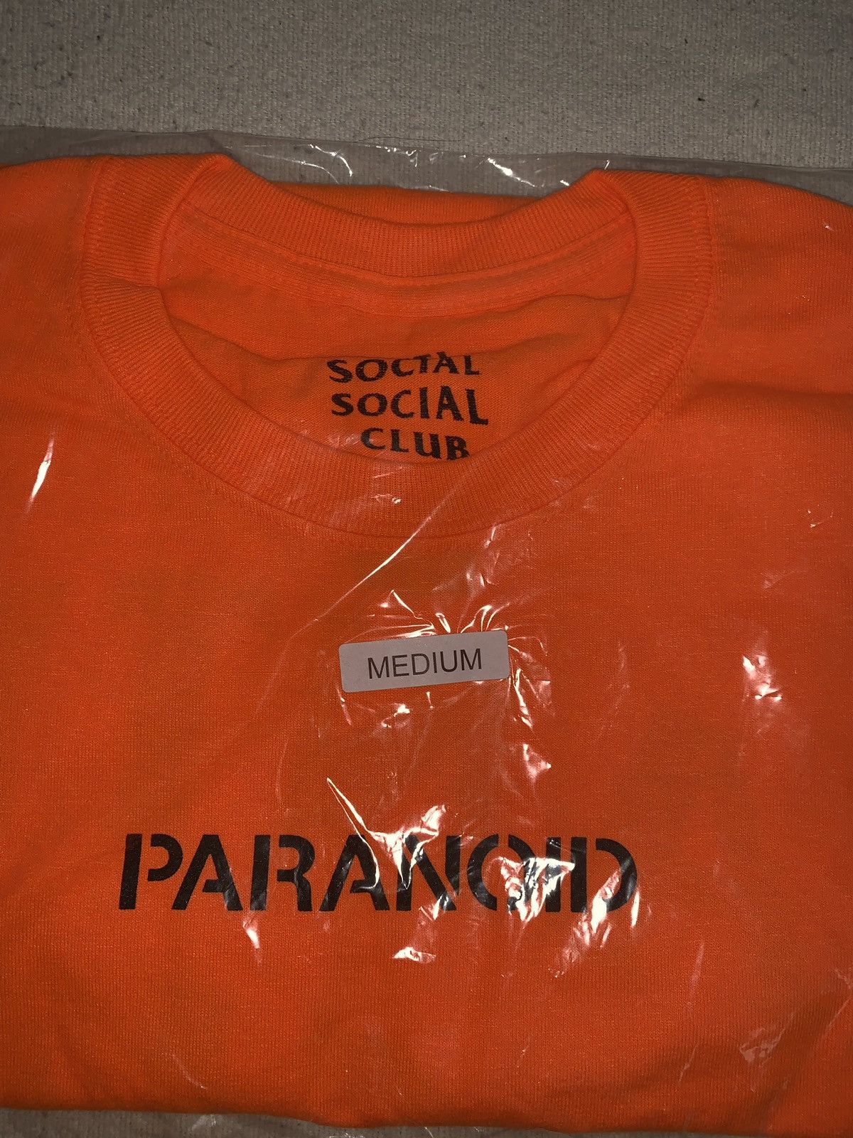 Undefeated M Undefeated x assc Orange Paranoid Tee Size US M / EU 48-50 / 2 - 2 Preview
