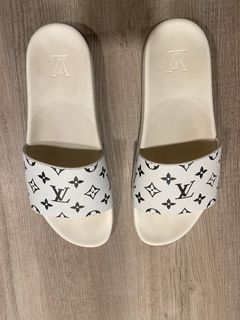 Louis Vuitton Waterfront Mule Black Monogram Slides - Size 41 ○ Labellov ○  Buy and Sell Authentic Luxury