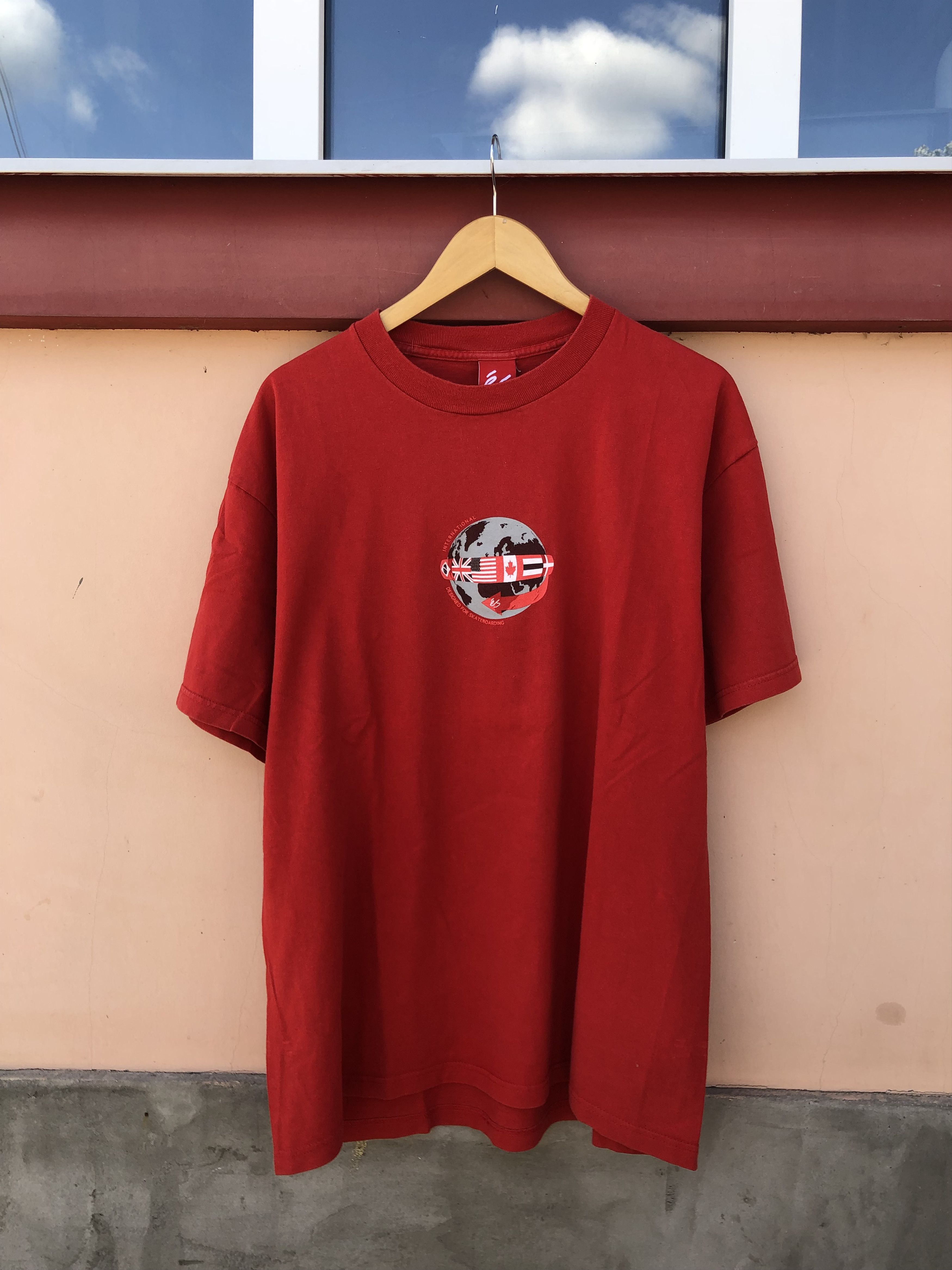 eS Vintage Es Skateboarding (Alien Workshop Hook-ups) Size US XL / EU 56 / 4 - 2 Thumbnail