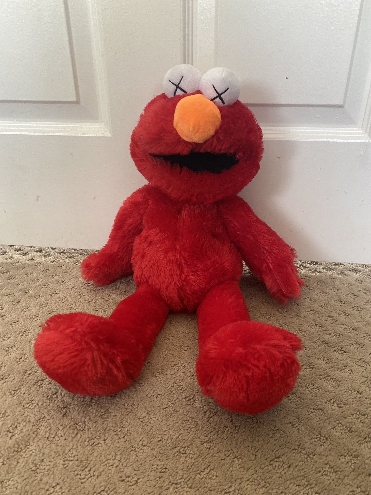 Kaws × Uniqlo Kaws Uniqlo Sesame Street Plush Toy Complete