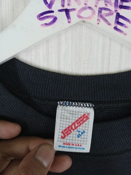 Jerzees × Vintage Rare Vintage 90s Alaska Art Crewneck Sweatshirt Size US L / EU 52-54 / 3 - 4 Thumbnail