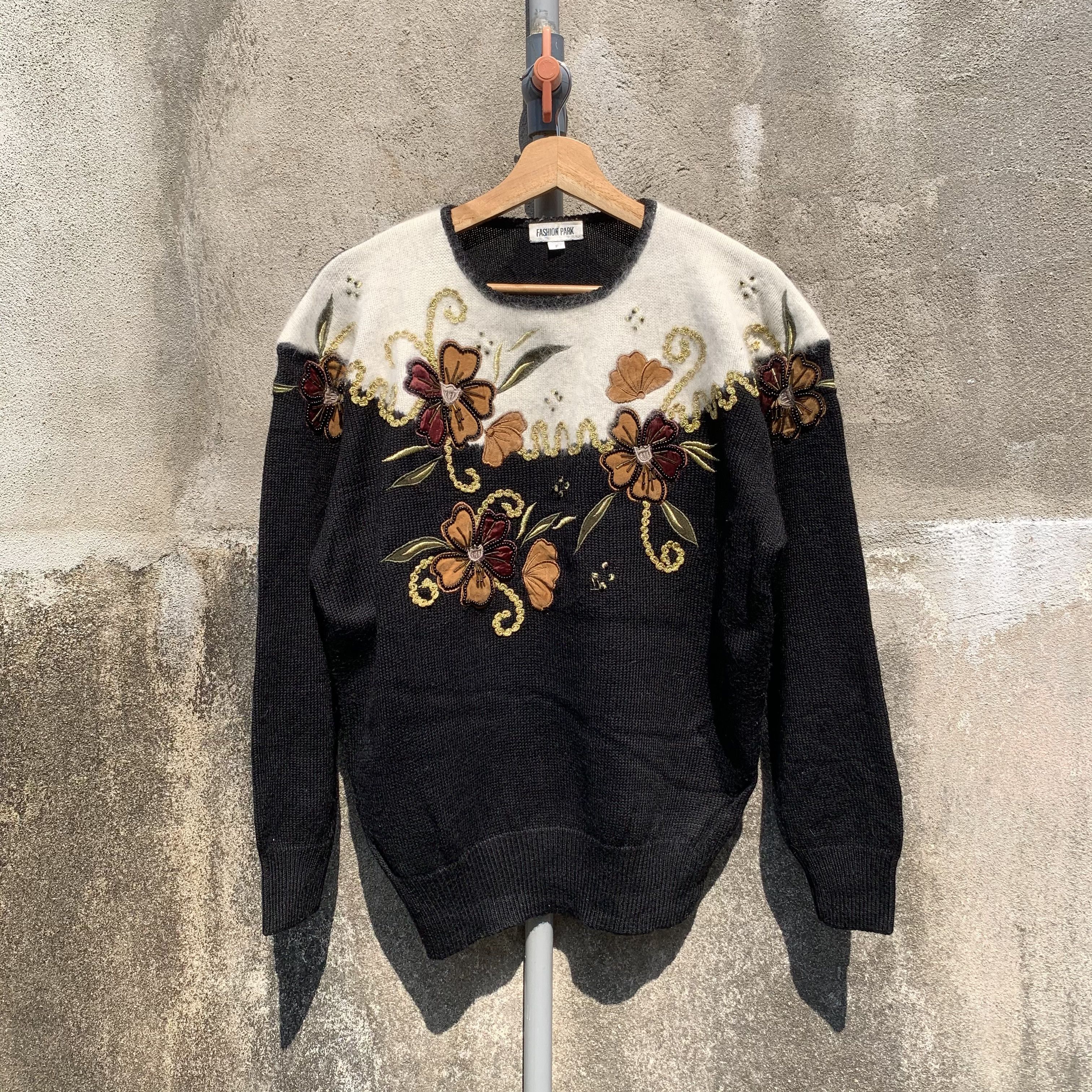Japanese Brand Japanese Brand Knit Jumper Sweater Nice Design Size US M / EU 48-50 / 2 - 1 Thumbnail