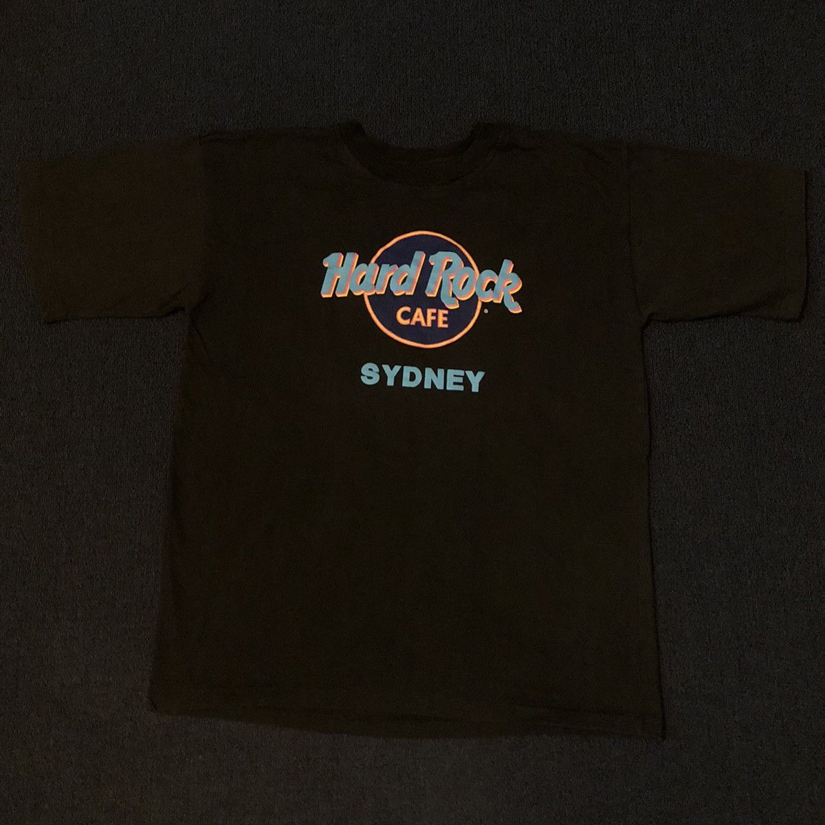 Hard Rock Cafe Vintage 1990s Hard Rock Cafe Sydney Australia Retro Logo Tee Size US L / EU 52-54 / 3 - 2 Thumbnail