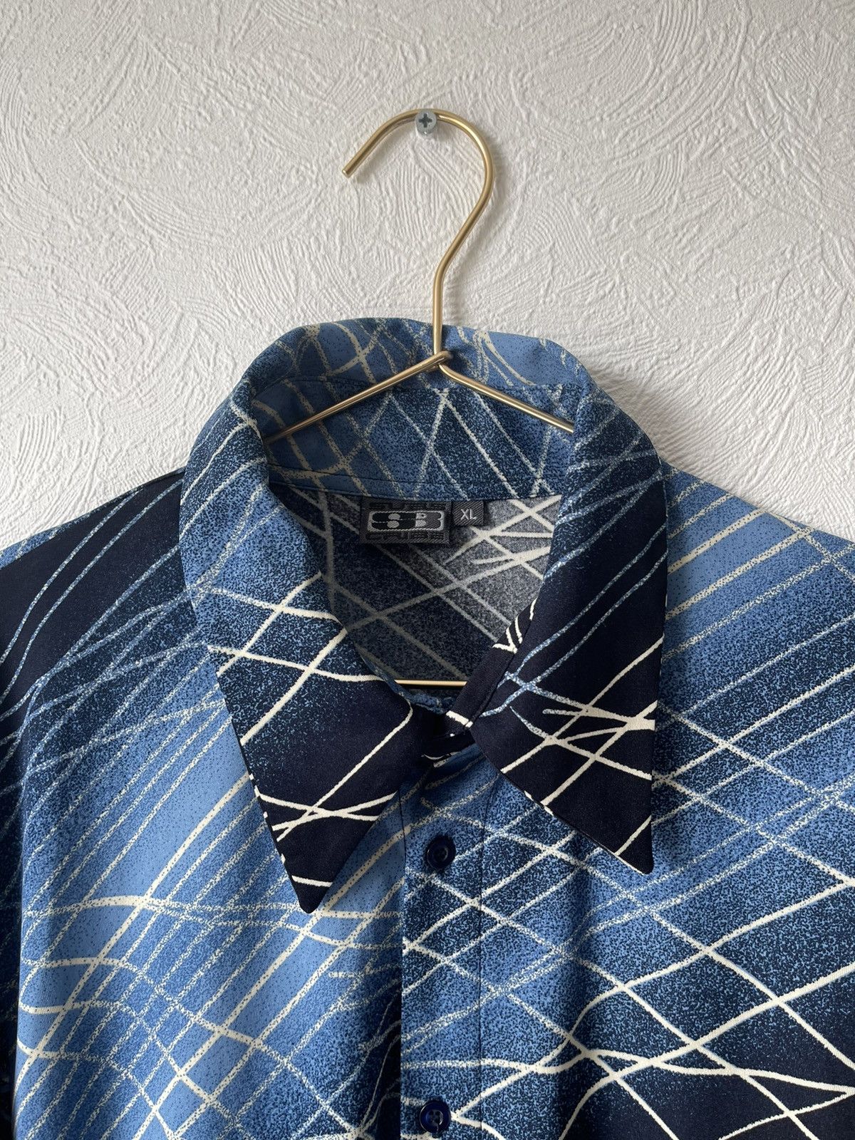 Vintage Vintage 90’s Design Button-up Shirt Size US XL / EU 56 / 4 - 4 Thumbnail