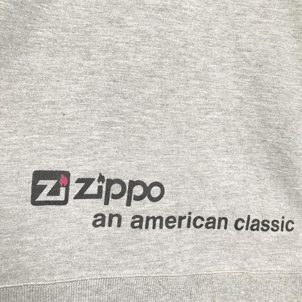 Vintage × Zippo Vintage 90s Zippo An American Classic Crewneck Sweatshirt L Size US L / EU 52-54 / 3 - 7 Thumbnail