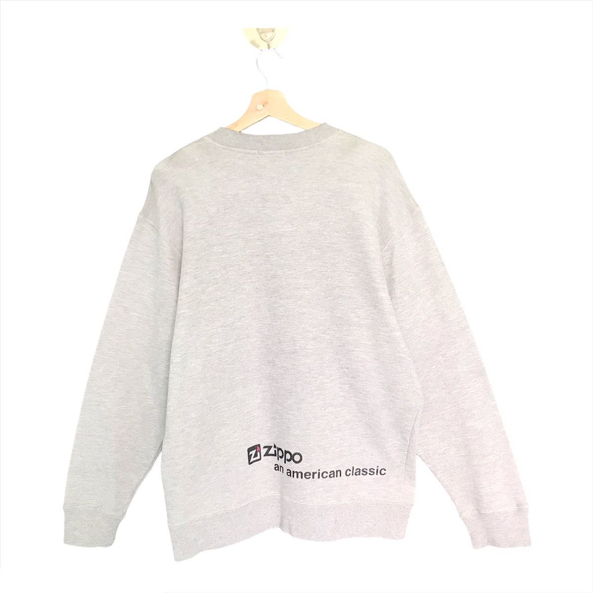 Vintage × Zippo Vintage 90s Zippo An American Classic Crewneck Sweatshirt L Size US L / EU 52-54 / 3 - 6 Thumbnail