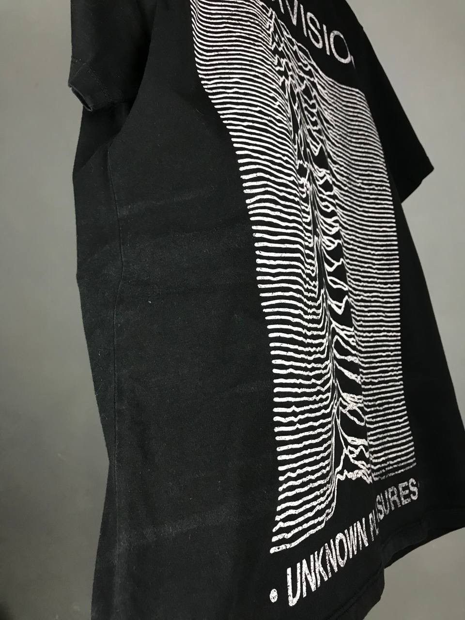 Band Tees Joy Division vintage rock band tee Size US L / EU 52-54 / 3 - 8 Thumbnail