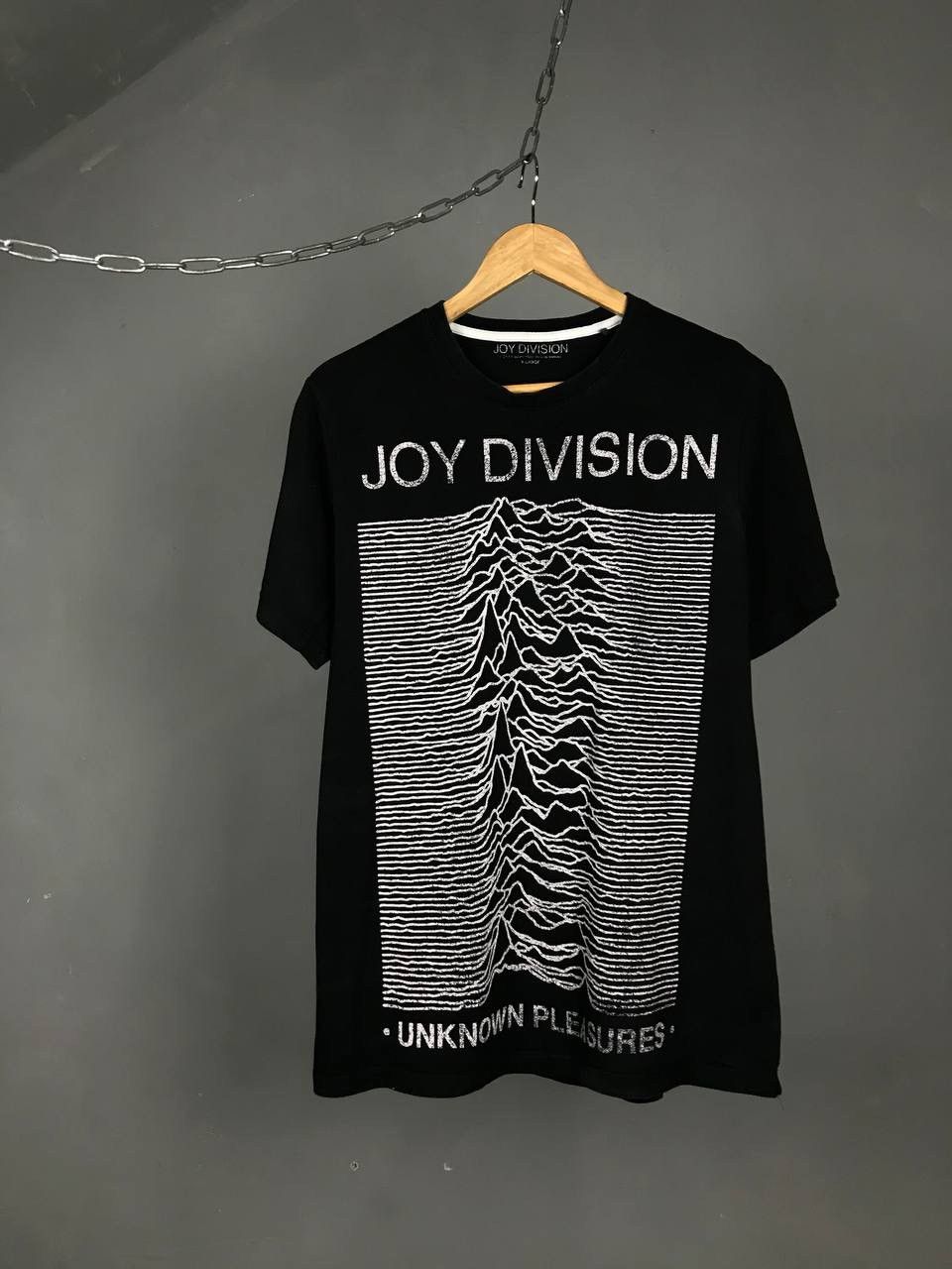 Band Tees Joy Division vintage rock band tee Size US L / EU 52-54 / 3 - 1 Thumbnail