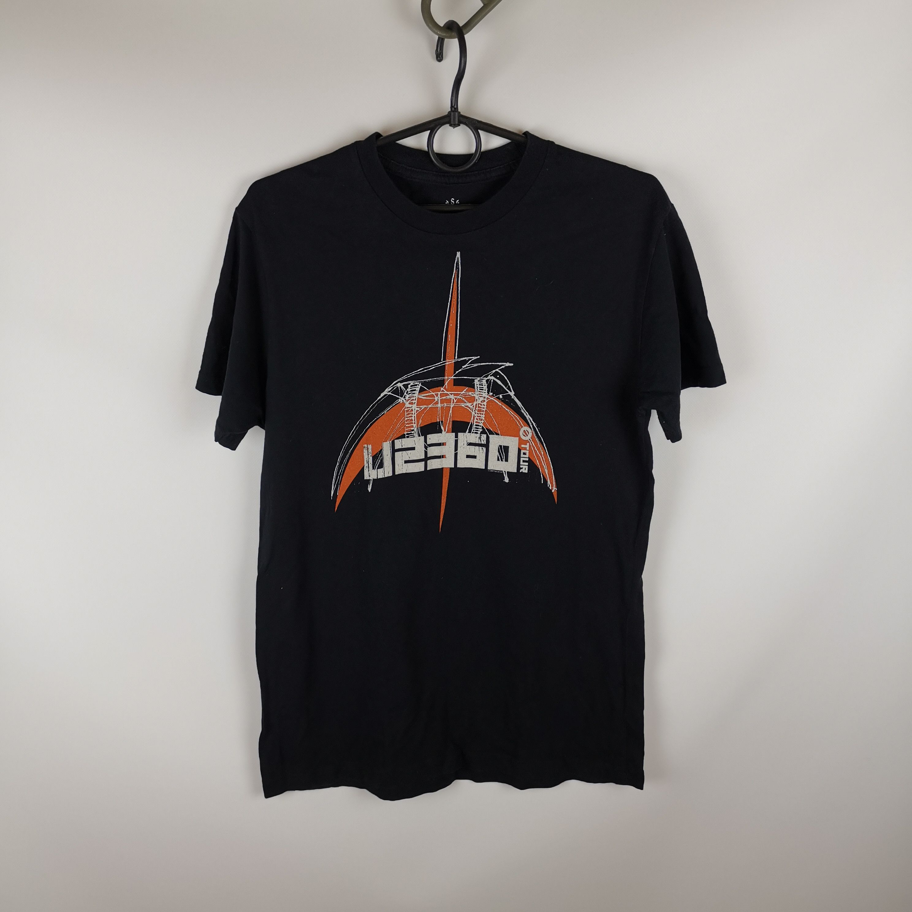 Band Tees U2 360 2009 tour vintage band tee shirt rock Size US S / EU 44-46 / 1 - 1 Thumbnail