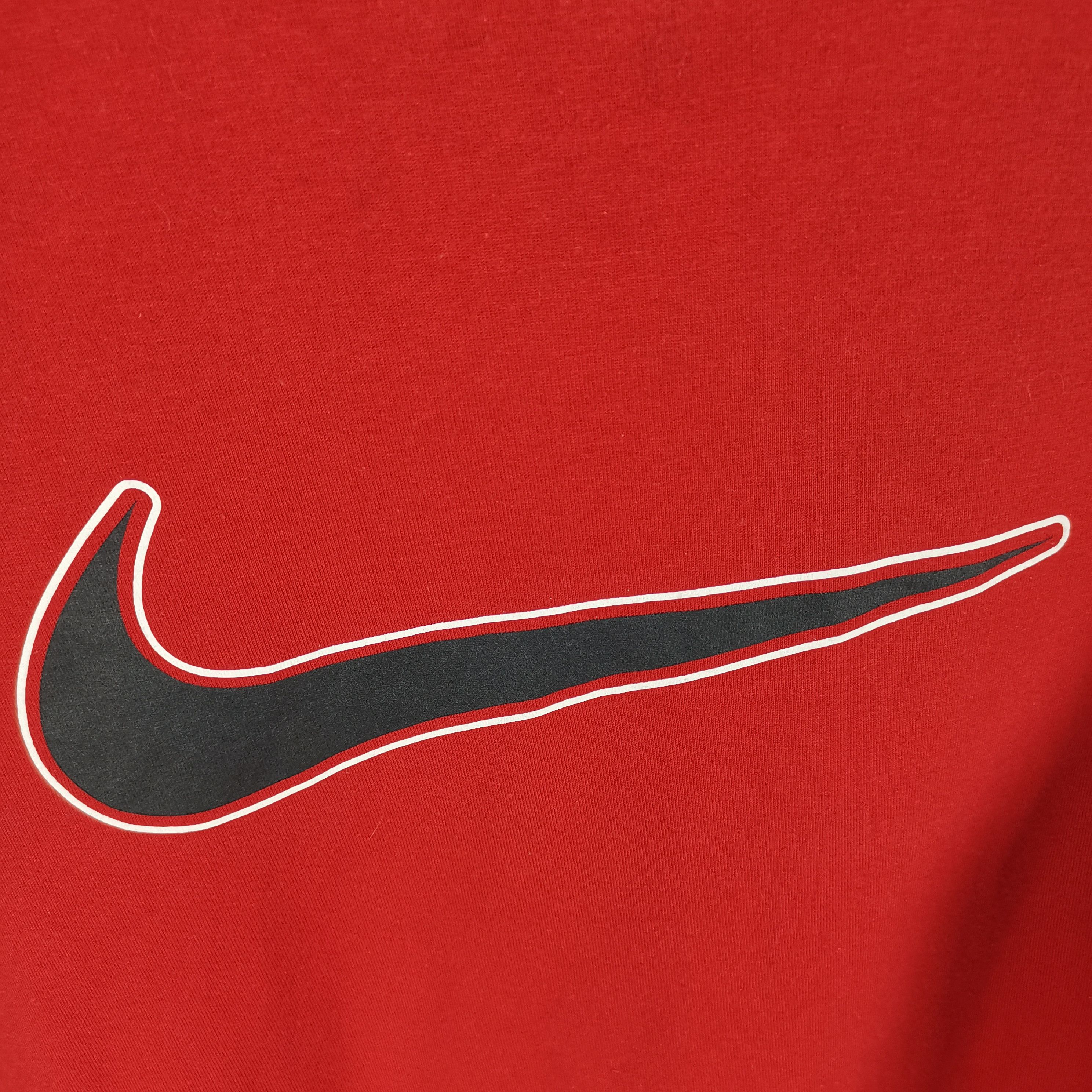 Nike Nike Vintage 90s big swoosh logo red tee shirt tshirt Size US L / EU 52-54 / 3 - 3 Thumbnail