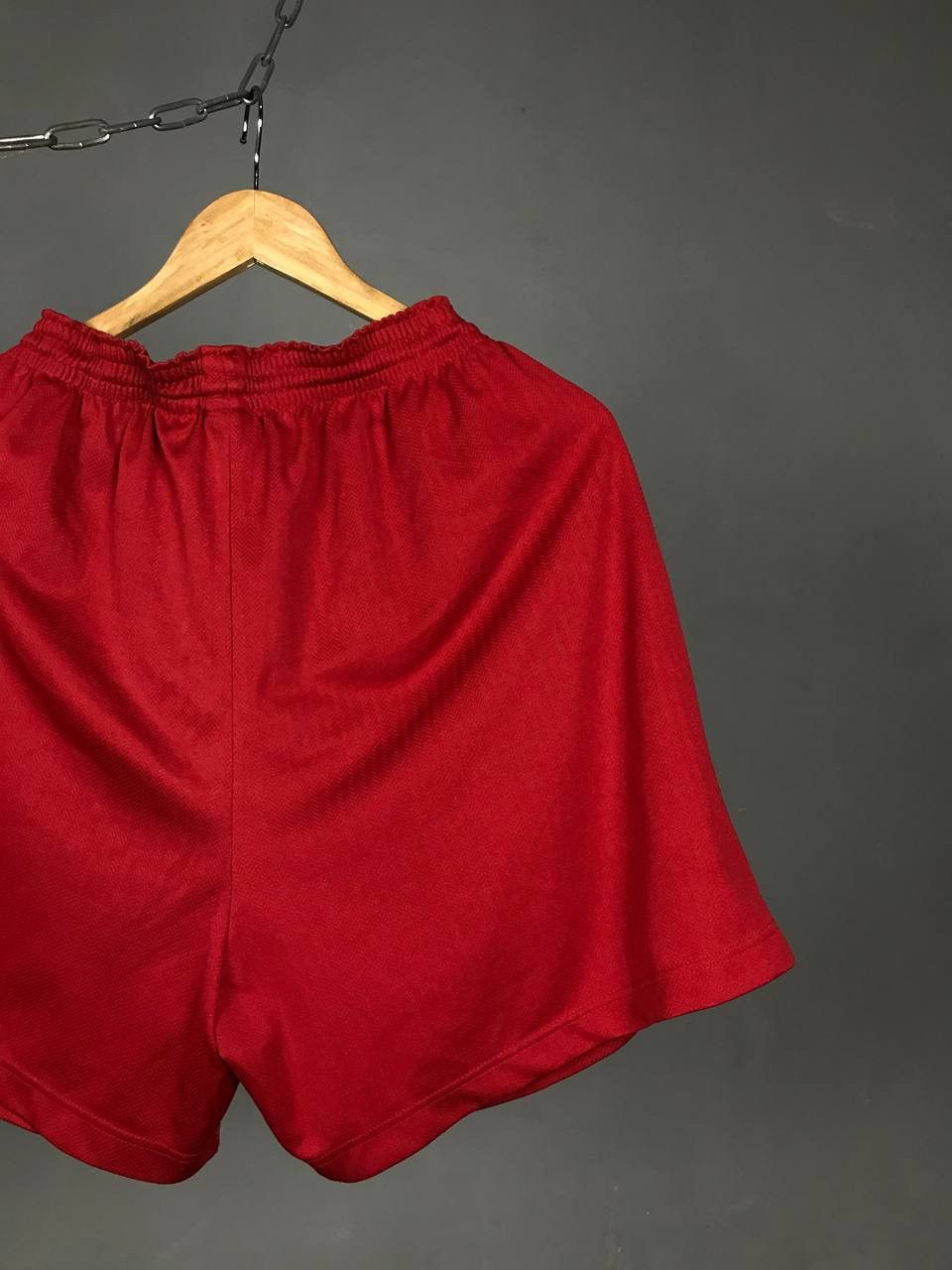 Nike × Vintage Nike swoosh streetwear vintage red shorts Size US 36 / EU 52 - 7 Thumbnail