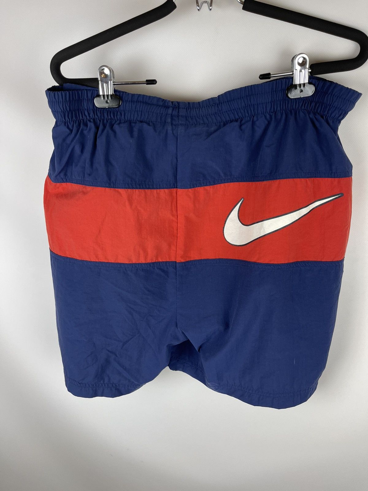 Nike Nike Vintage 90s big swoosh double logo casual shorts Size US 36 / EU 52 - 1 Thumbnail