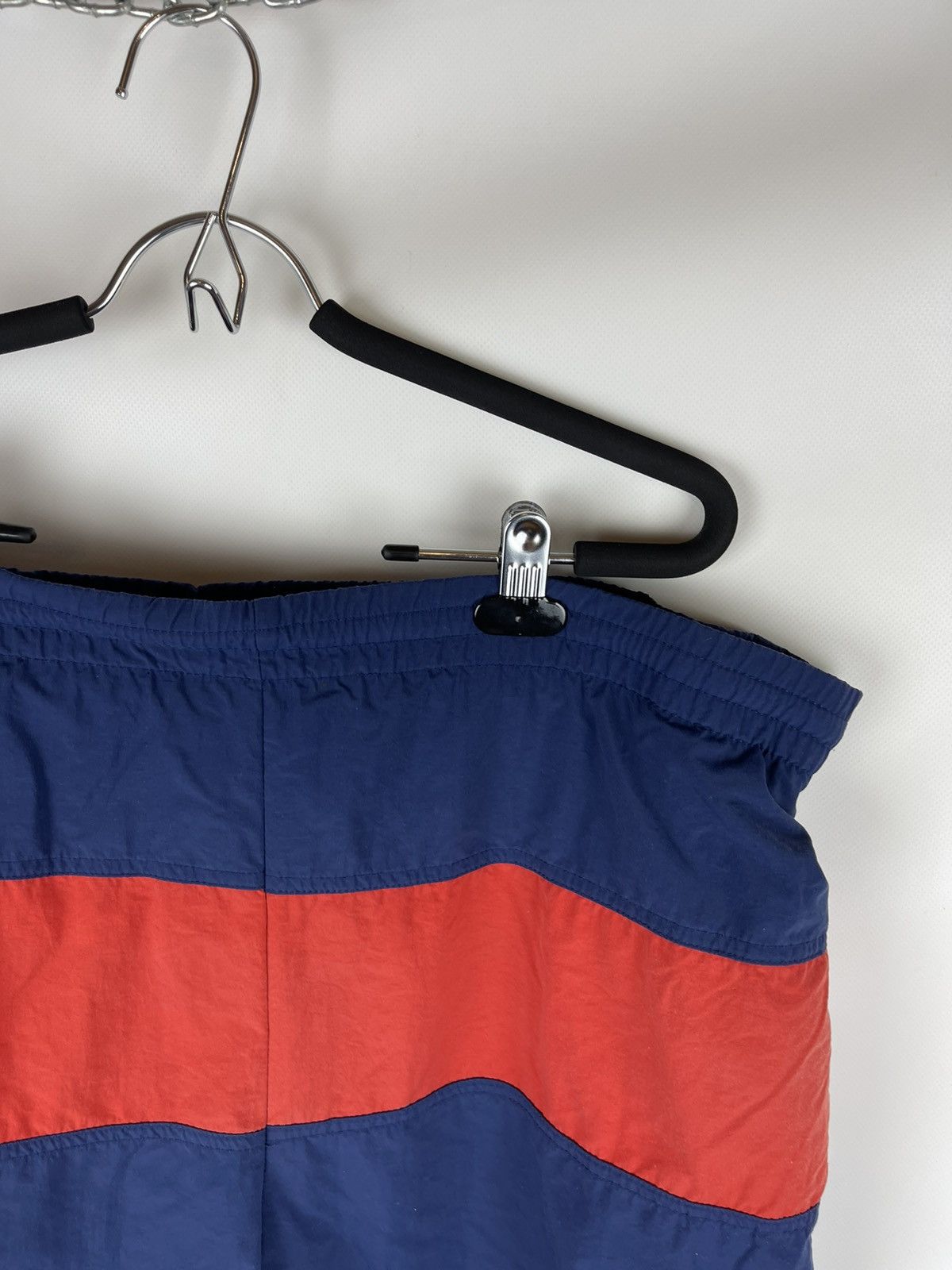 Nike Nike Vintage 90s big swoosh double logo casual shorts Size US 36 / EU 52 - 4 Thumbnail