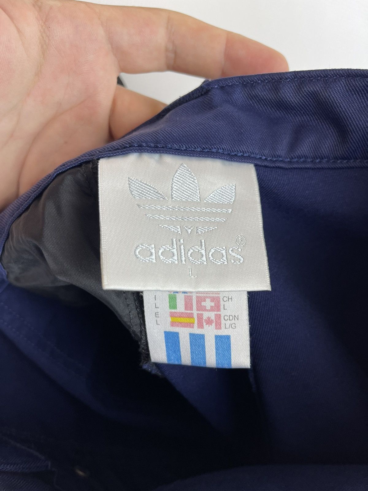 Vintage Adidas vintage 90s pocket 3 stripes cargo shorts Size US 35 - 8 Thumbnail