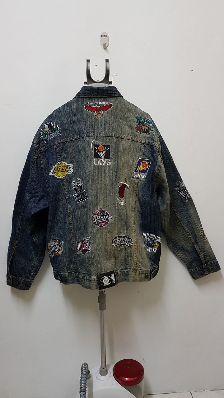 NBA Vintage NBA Teams Embroidered Denim Jacket, 2XL. Size US XXL / EU 58 / 5 - 6 Thumbnail