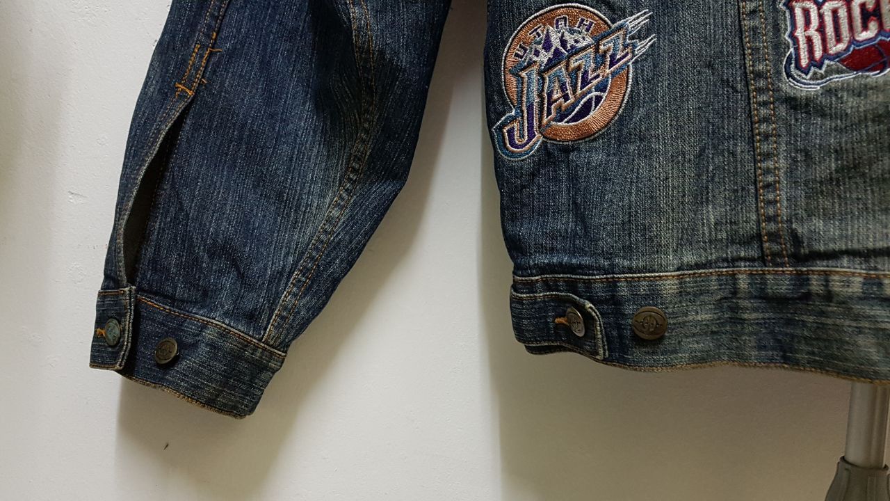 NBA Vintage NBA Teams Embroidered Denim Jacket, 2XL. Size US XXL / EU 58 / 5 - 7 Thumbnail