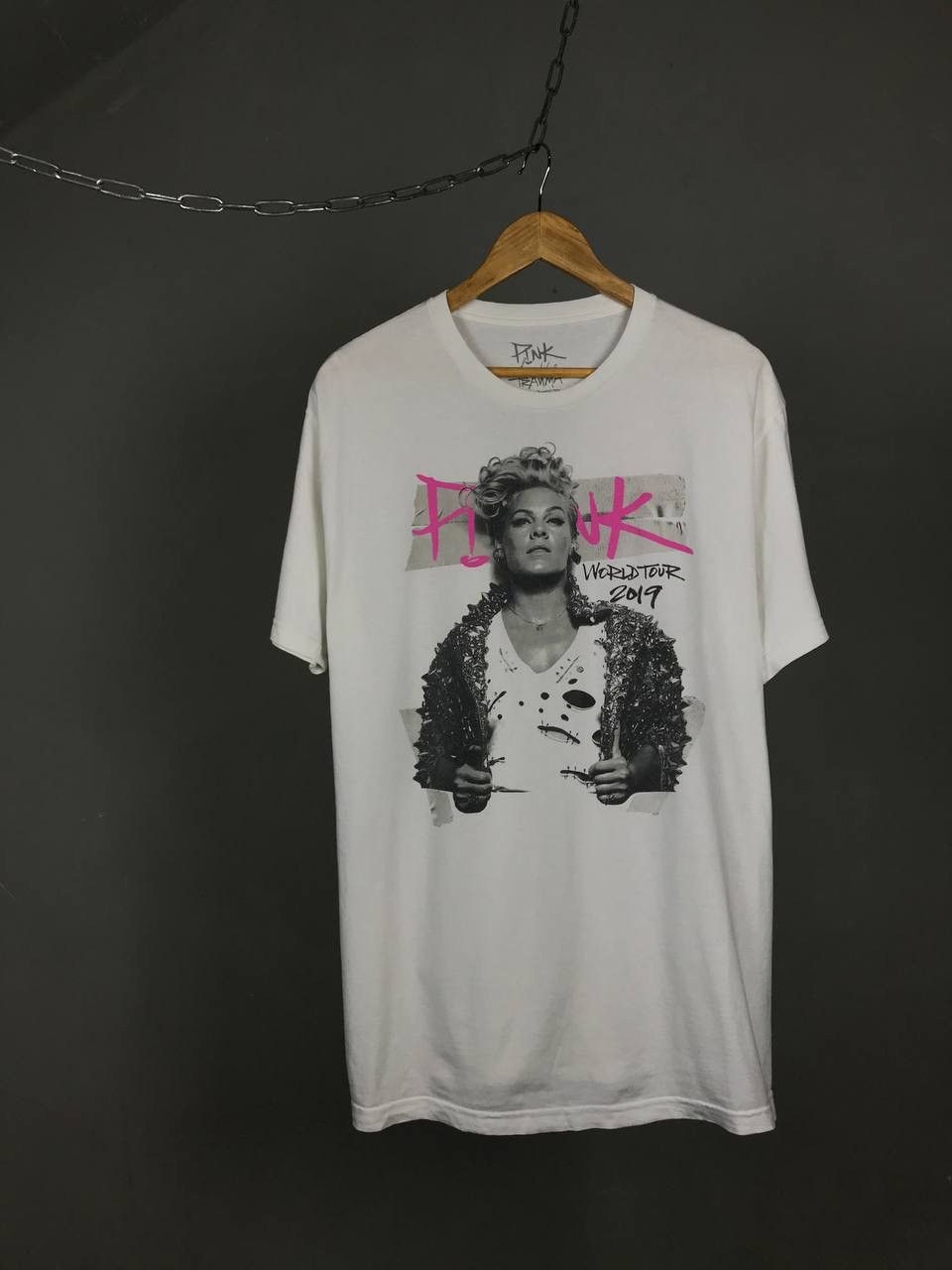Band Tees × Pink Pink pop star of Hollywood band tour tee Size US XL / EU 56 / 4 - 1 Thumbnail