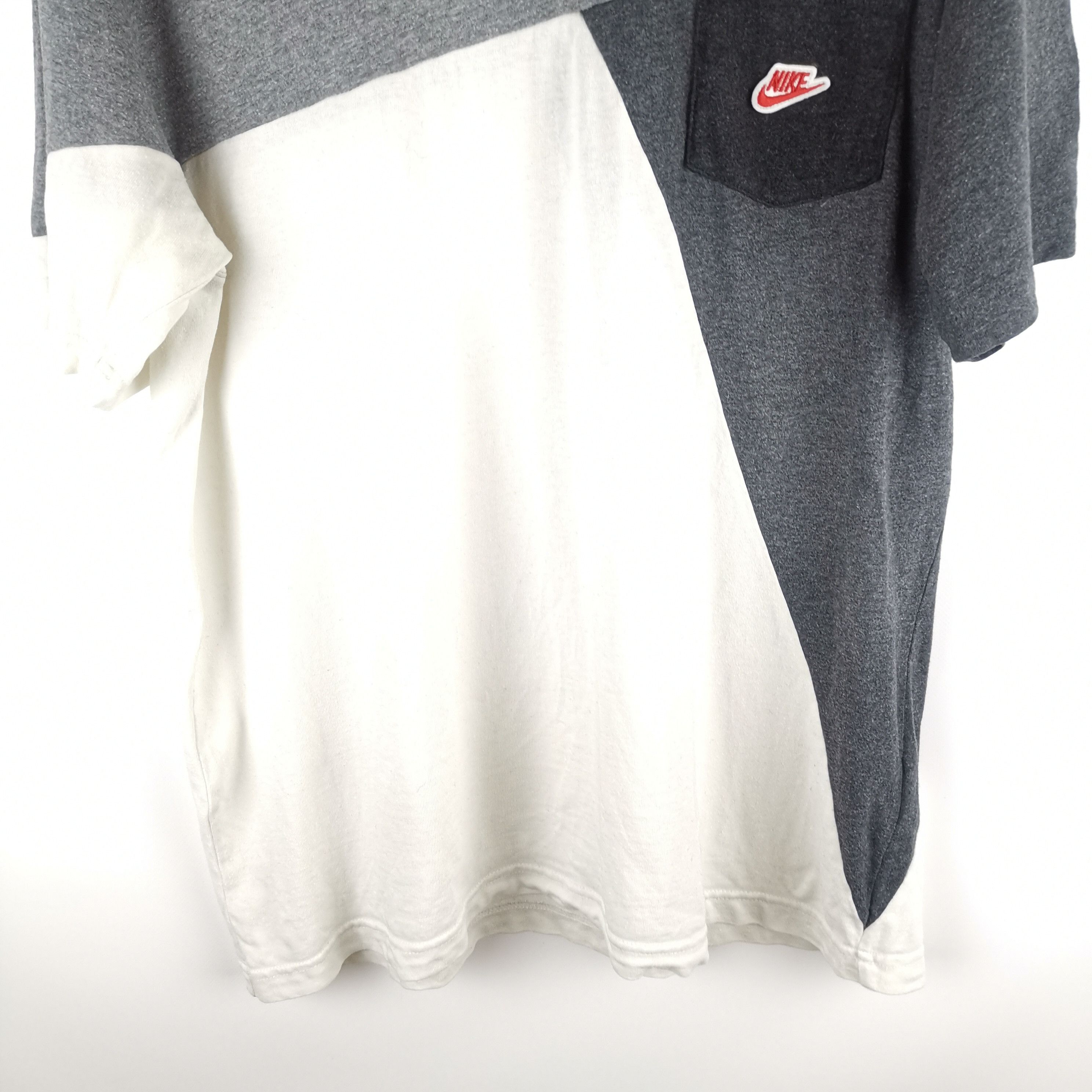 Vintage Nike vintage y2k white grey pocket logo tee shirt swoosh Size US L / EU 52-54 / 3 - 2 Thumbnail