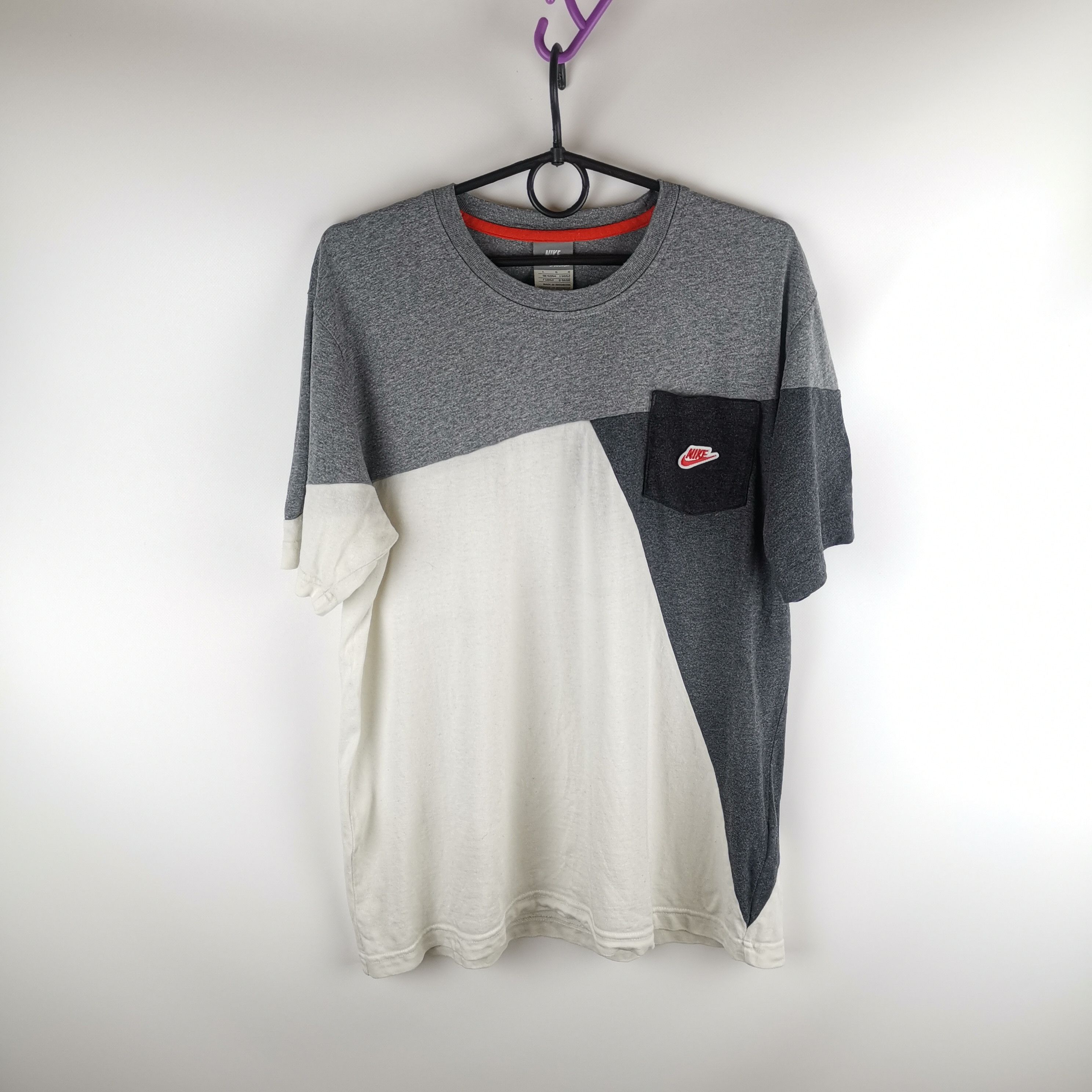 Vintage Nike vintage y2k white grey pocket logo tee shirt swoosh Size US L / EU 52-54 / 3 - 1 Thumbnail