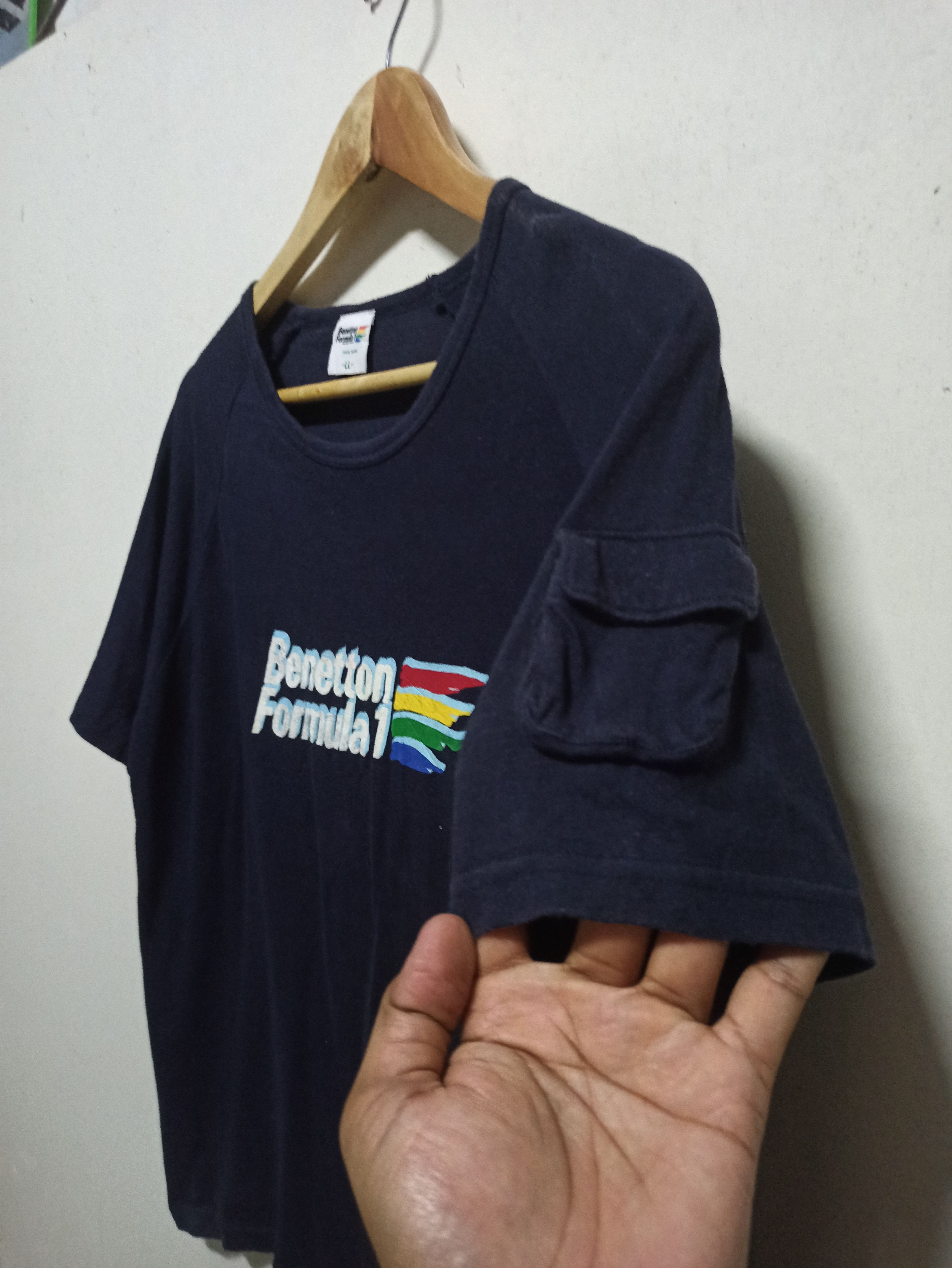 Benetton × Formula 1 × Vintage Vintage Benetton Formula 1 Racing Team Tshirt Size US L / EU 52-54 / 3 - 4 Thumbnail