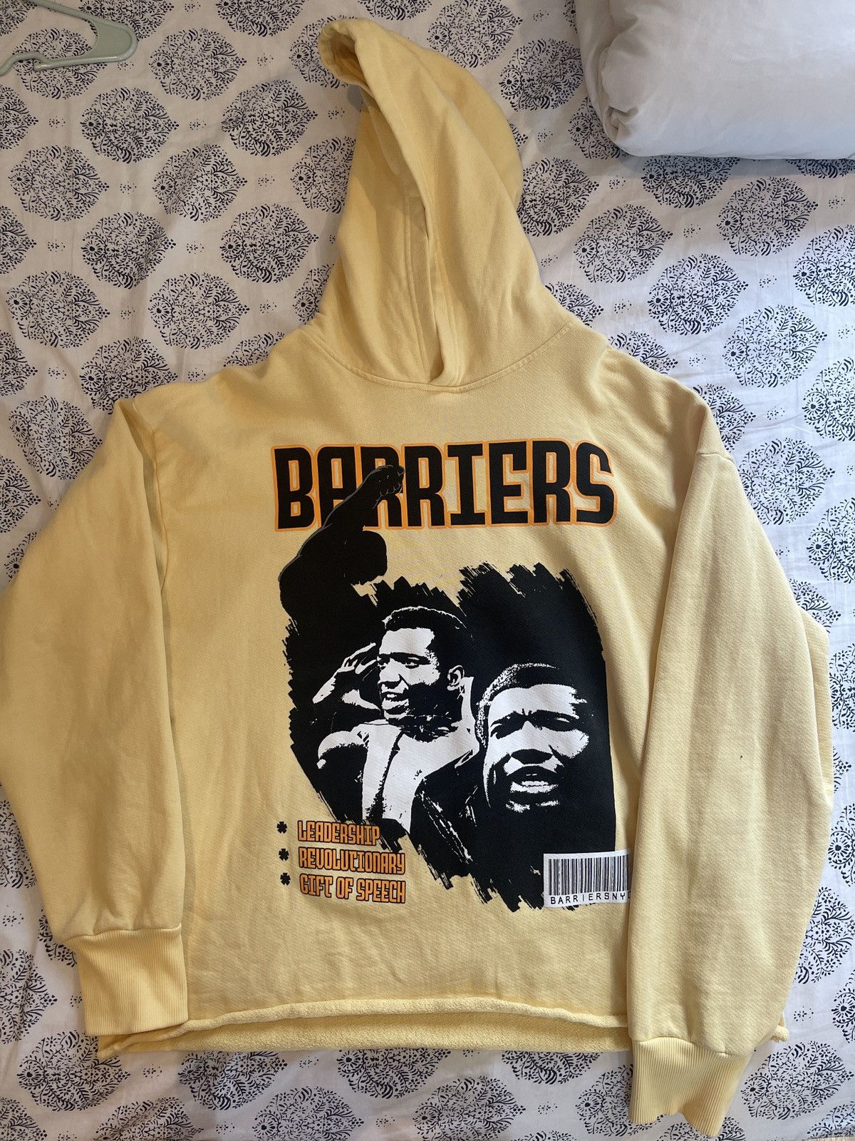 Barriers Barriers Fred Hampton Size US L / EU 52-54 / 3 - 1 Thumbnail