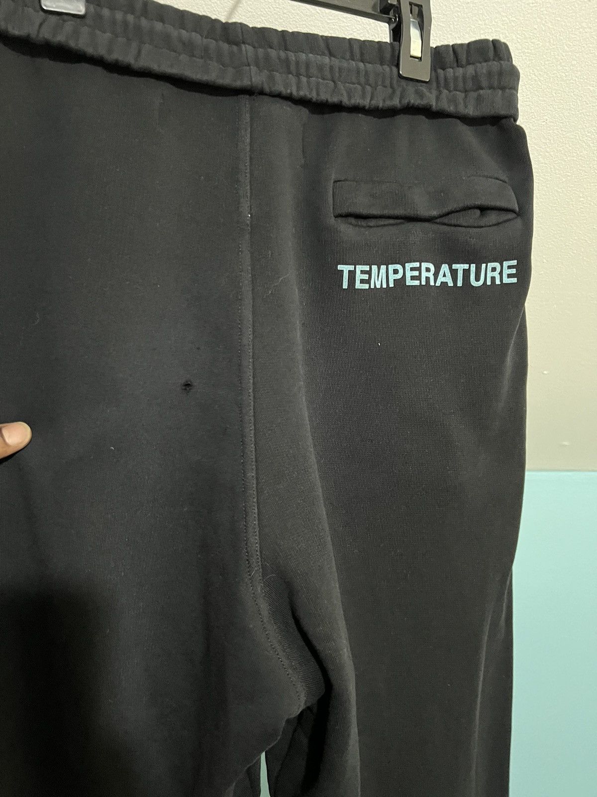 Off-White Off-White “Temperature” Fire Line sweatpants sz small Size US 31 - 3 Thumbnail
