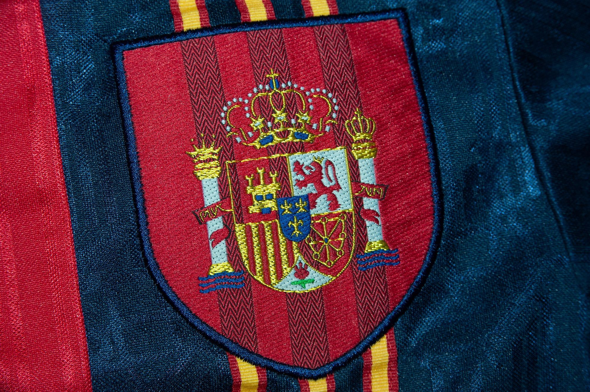Adidas Vintage 90s Spain National Team Jersey Size US M / EU 48-50 / 2 - 3 Thumbnail