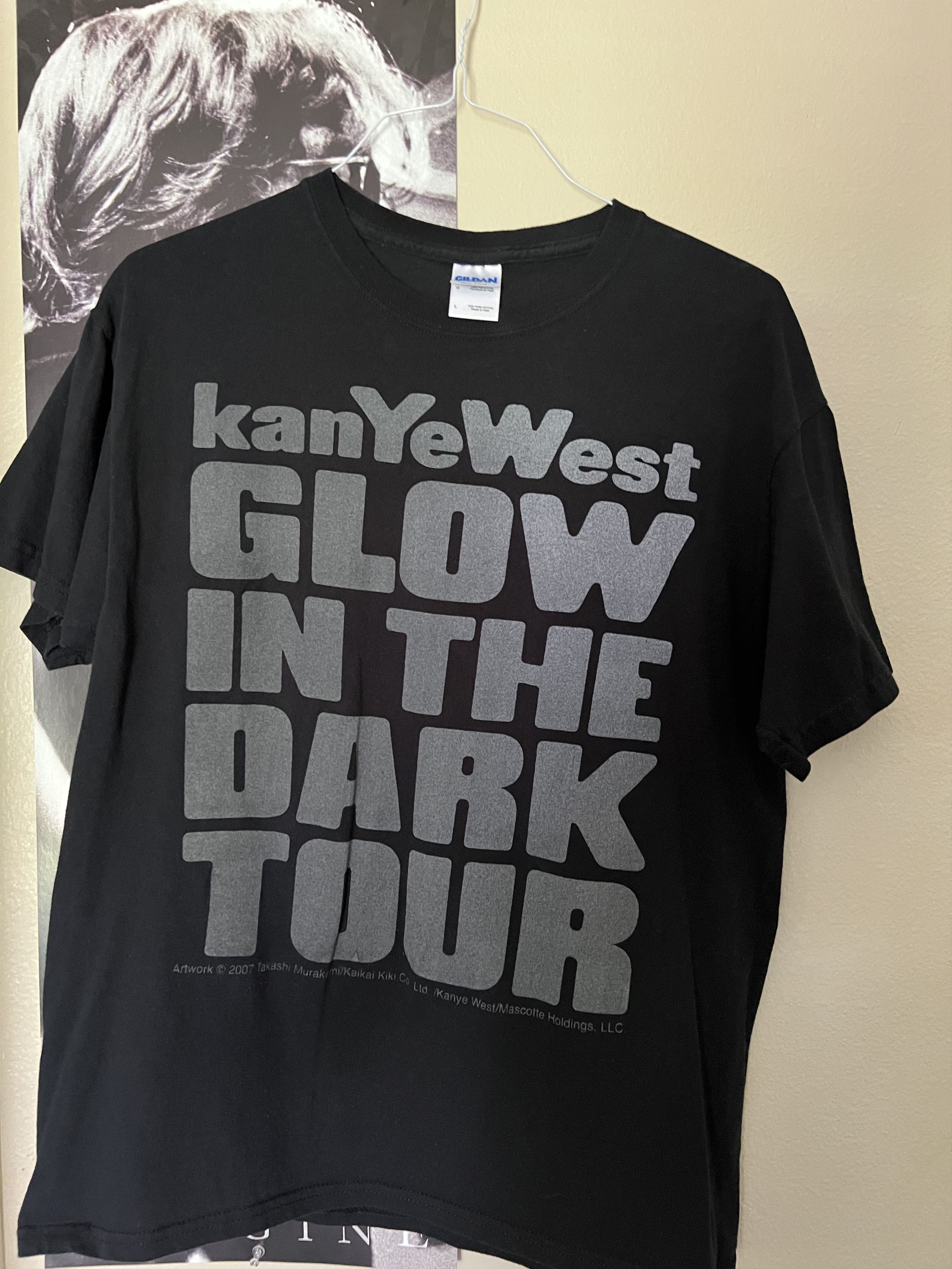 07' Kanye West Takashi Murakami Glow in the Dark Tour 