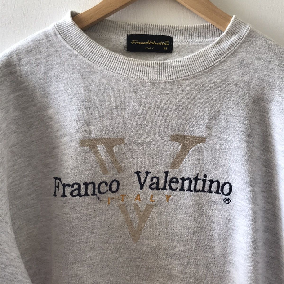 Valentino × Vintage FRANCO VALENTINO BIG LOGO EMBROIDERY SWEATSHIRT Size US M / EU 48-50 / 2 - 4 Thumbnail