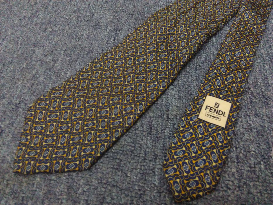 fendi cravatte tie