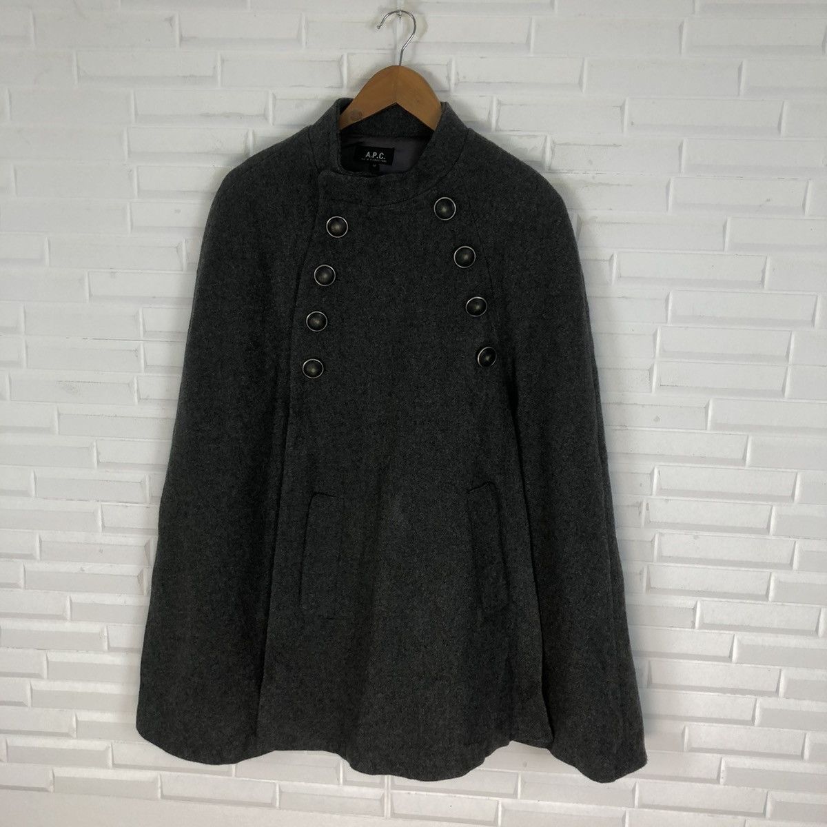 A.P.C. A.P.C RUE DE FLEURUS PARIS PONCHO WOOL Size US M / EU 48-50 / 2 - 3 Thumbnail