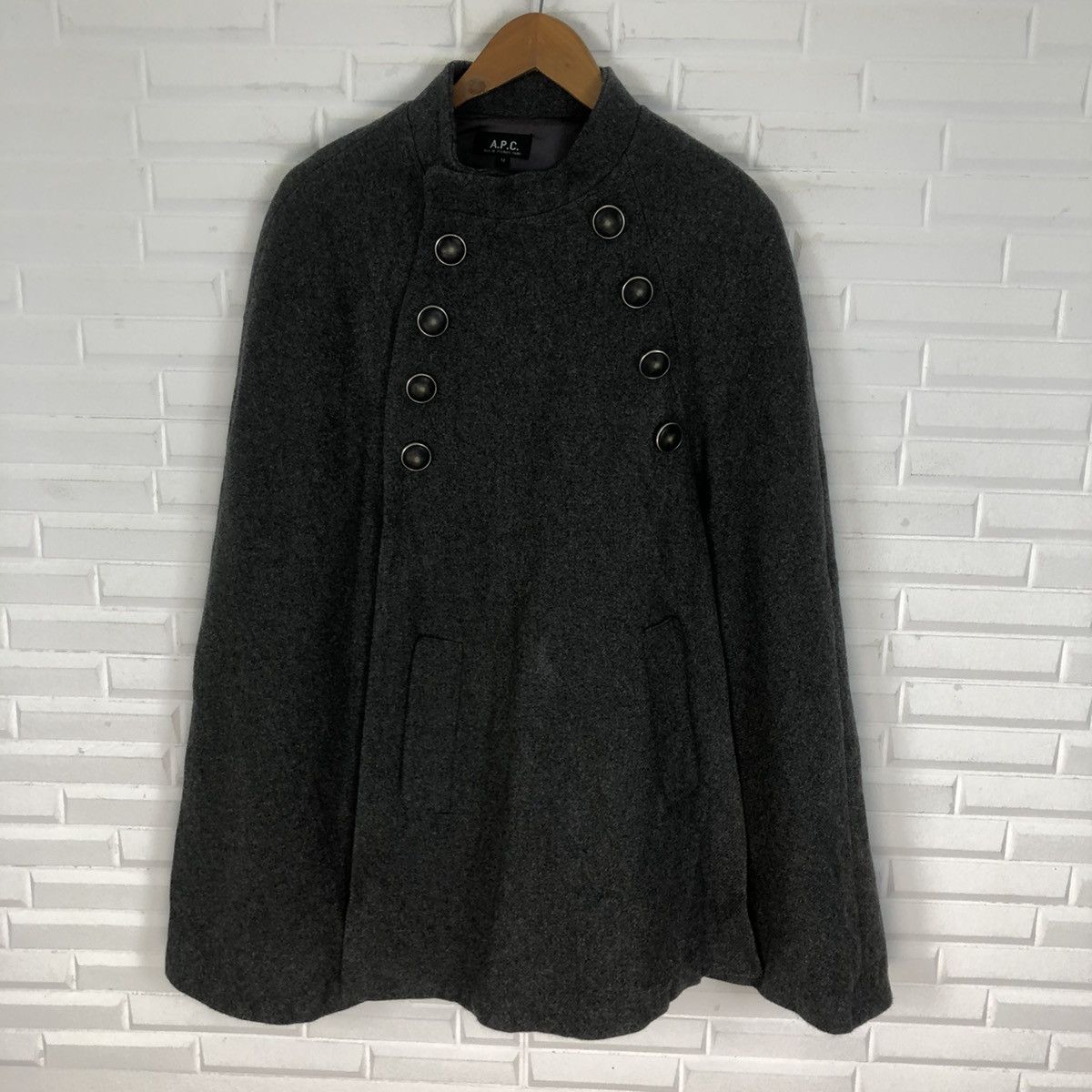 A.P.C. A.P.C RUE DE FLEURUS PARIS PONCHO WOOL Size US M / EU 48-50 / 2 - 2 Thumbnail