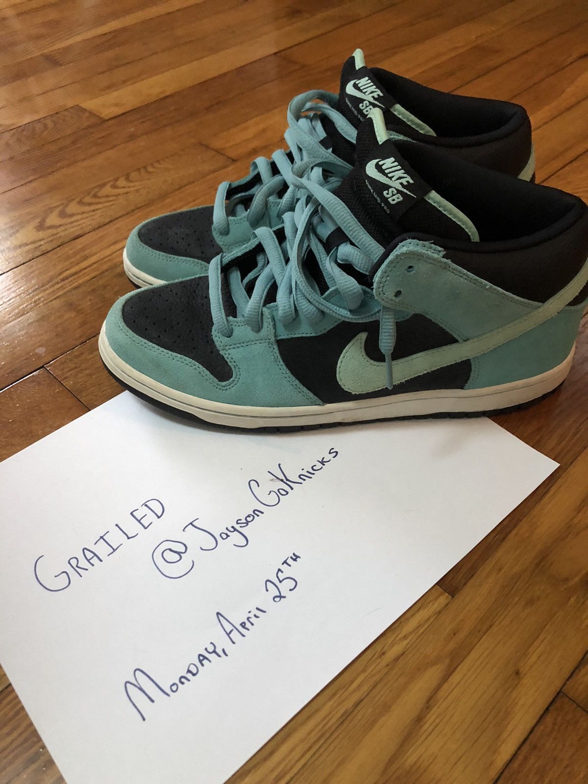 Nike SB Dunk Mid Sea Crystal