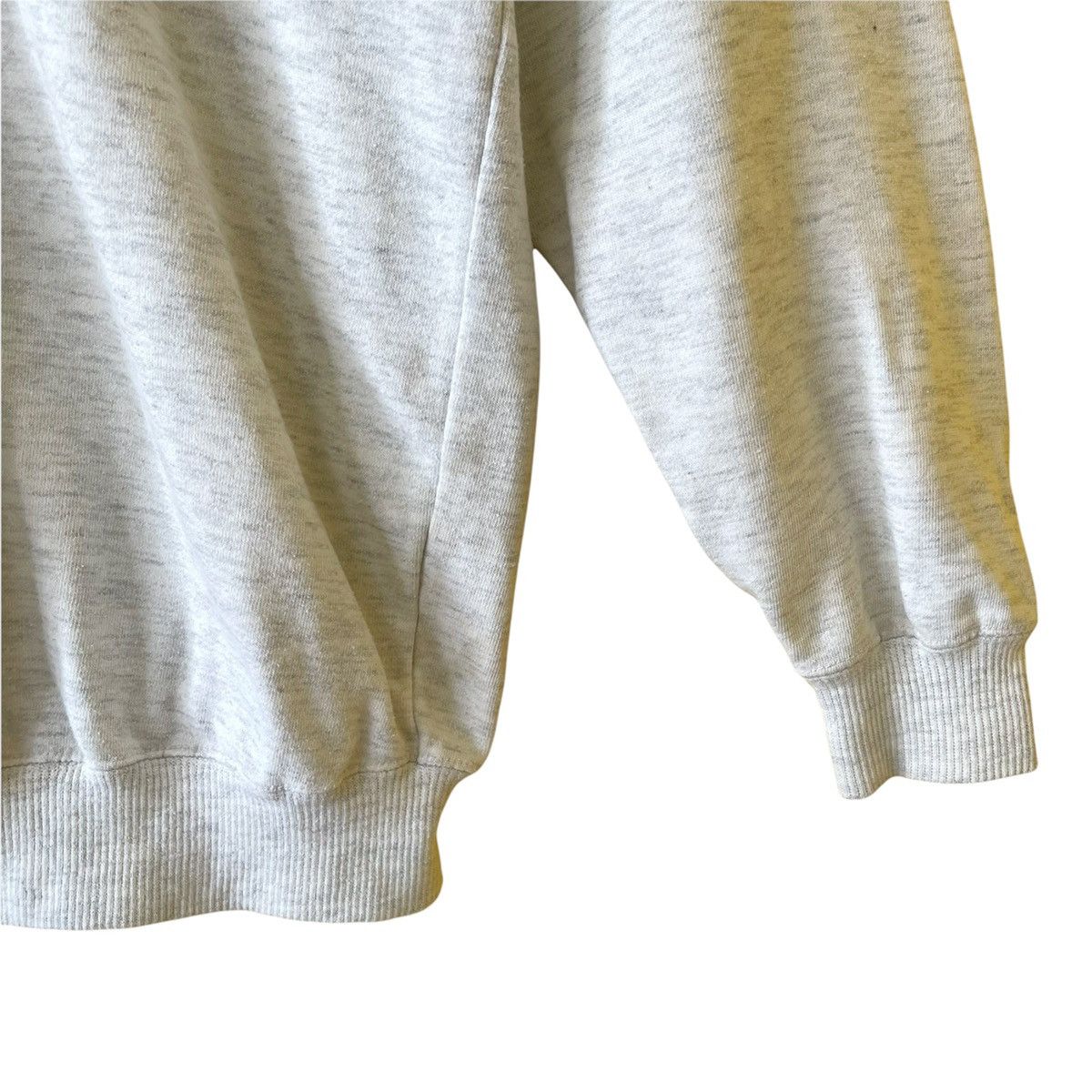 Japanese Brand Vintage Marbeja Lively Small Logo Crewneck Sweatshirt Size M Size US M / EU 48-50 / 2 - 6 Thumbnail