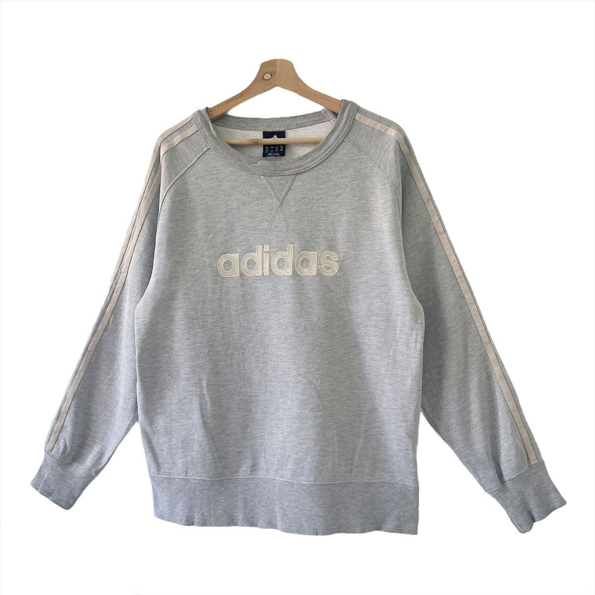 Adidas × Vintage Vintage Adidas Spellout Crewneck Sweatshirt Size M Size US M / EU 48-50 / 2 - 3 Thumbnail