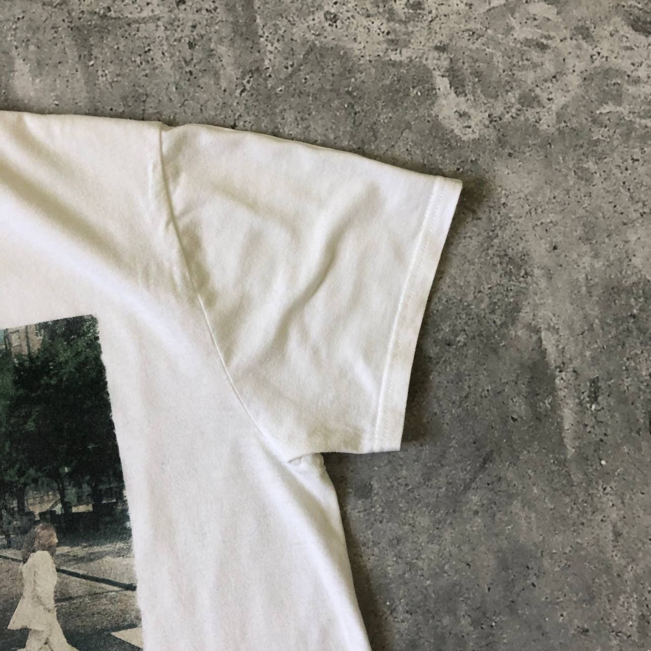 Band Tees The Beatles Abbey Road Tee Band T-Shirt 2017 Vintage Apple Size US L / EU 52-54 / 3 - 9 Thumbnail