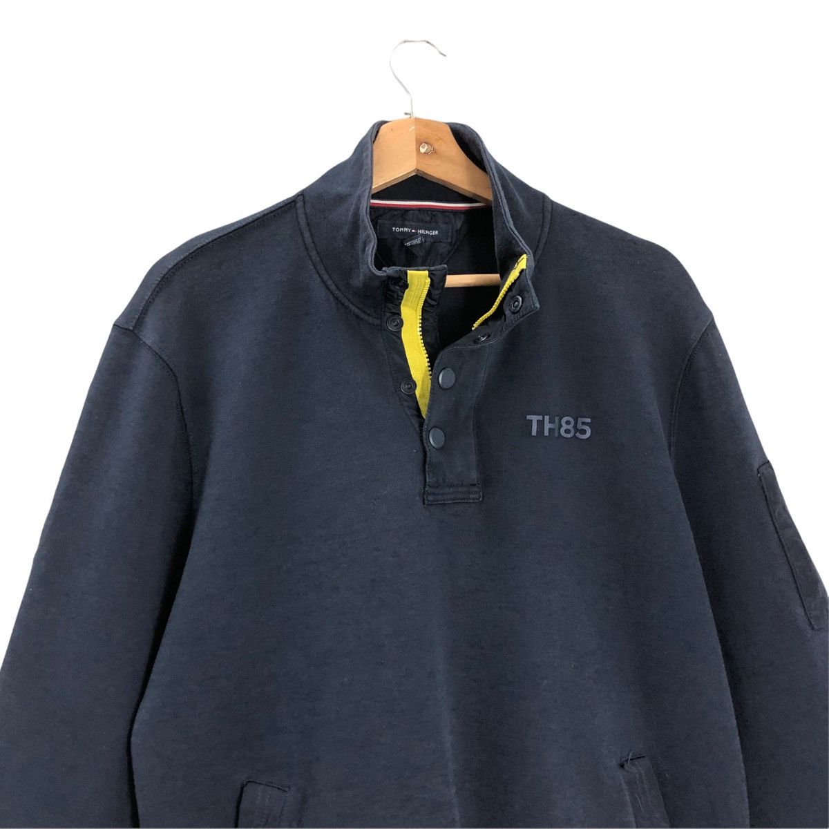 Tommy Hilfiger Tommy Hilfiger Button Up Sweatshirt Size M Size US M / EU 48-50 / 2 - 4 Thumbnail