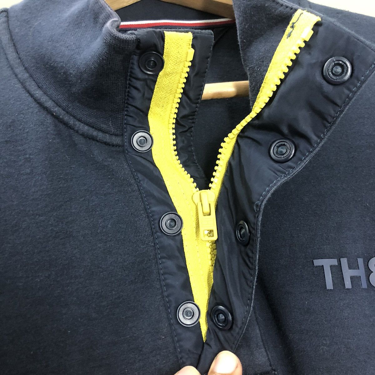 Tommy Hilfiger Tommy Hilfiger Button Up Sweatshirt Size M Size US M / EU 48-50 / 2 - 5 Thumbnail