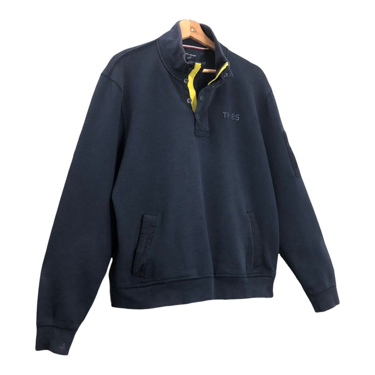 Tommy Hilfiger Tommy Hilfiger Button Up Sweatshirt Size M Size US M / EU 48-50 / 2 - 2 Thumbnail