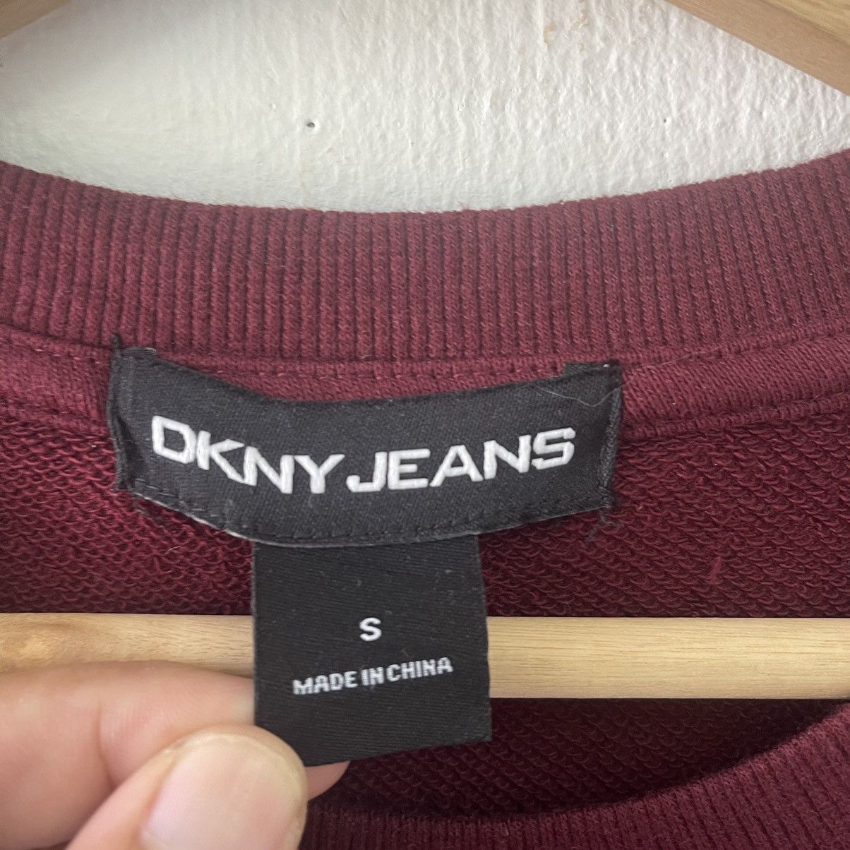 DKNY Vintage 90’s DKNY Crewneck Big Logo Sweatshirt Size M Size US M / EU 48-50 / 2 - 7 Thumbnail