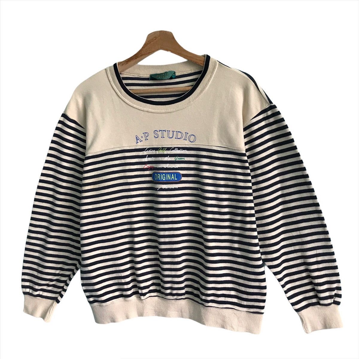 Vintage Vintage 90’s AP Studio Spellout Crewneck Sweatshirt Size US M / EU 48-50 / 2 - 3 Thumbnail