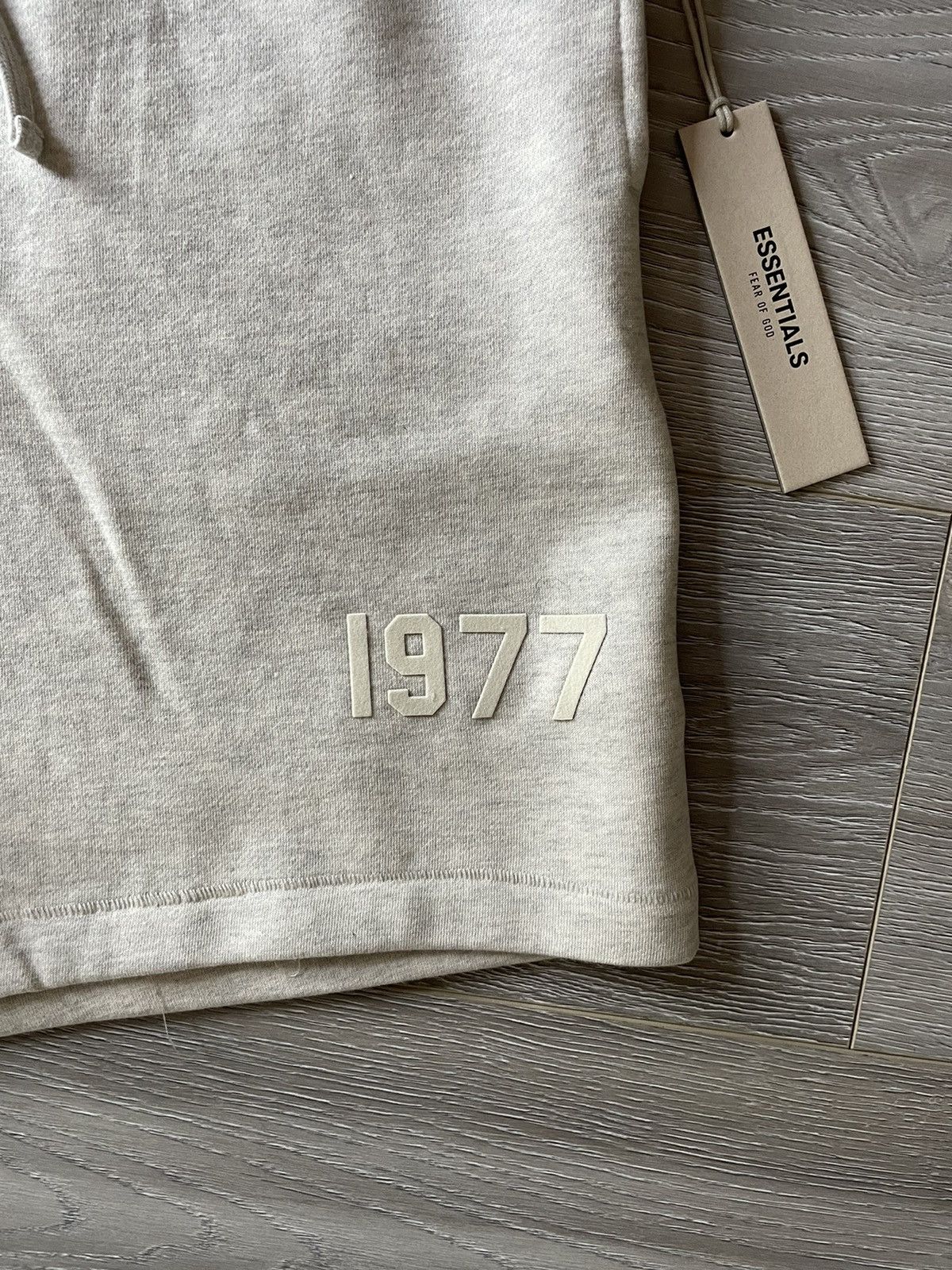 Fear of God Fear of God Essentials 1977 Light Oatmeal Shorts Size US 34 / EU 50 - 2 Thumbnail