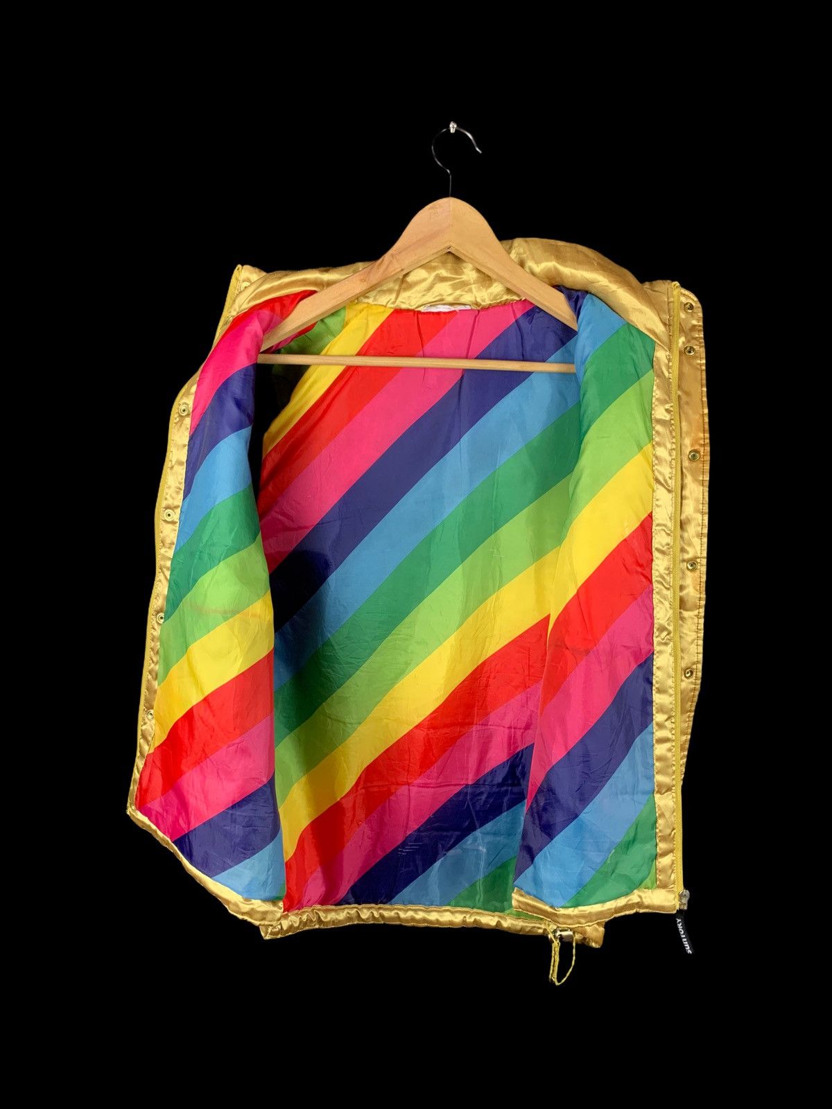 Japanese Brand Vintage Suntory Coffee Rainbow Puffer Vests Size US L / EU 52-54 / 3 - 2 Thumbnail