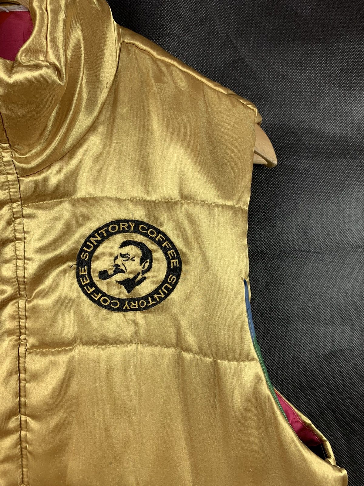 Japanese Brand Vintage Suntory Coffee Rainbow Puffer Vests Size US L / EU 52-54 / 3 - 4 Thumbnail
